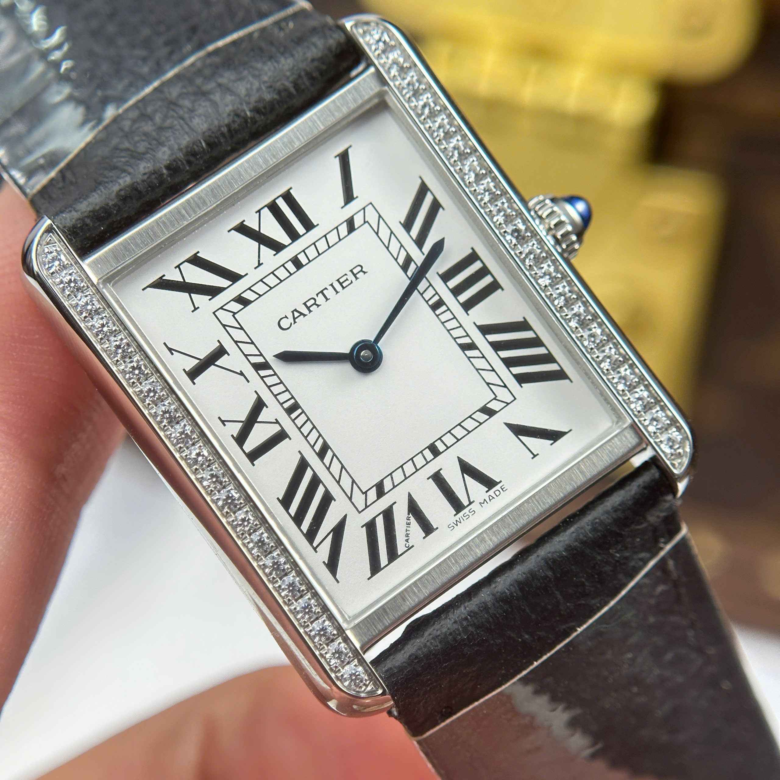 Đồng Hồ Cartier Tank Solo Large Moden 27.5mmx35mm Đính Đá Replica 1:1 AF Factory