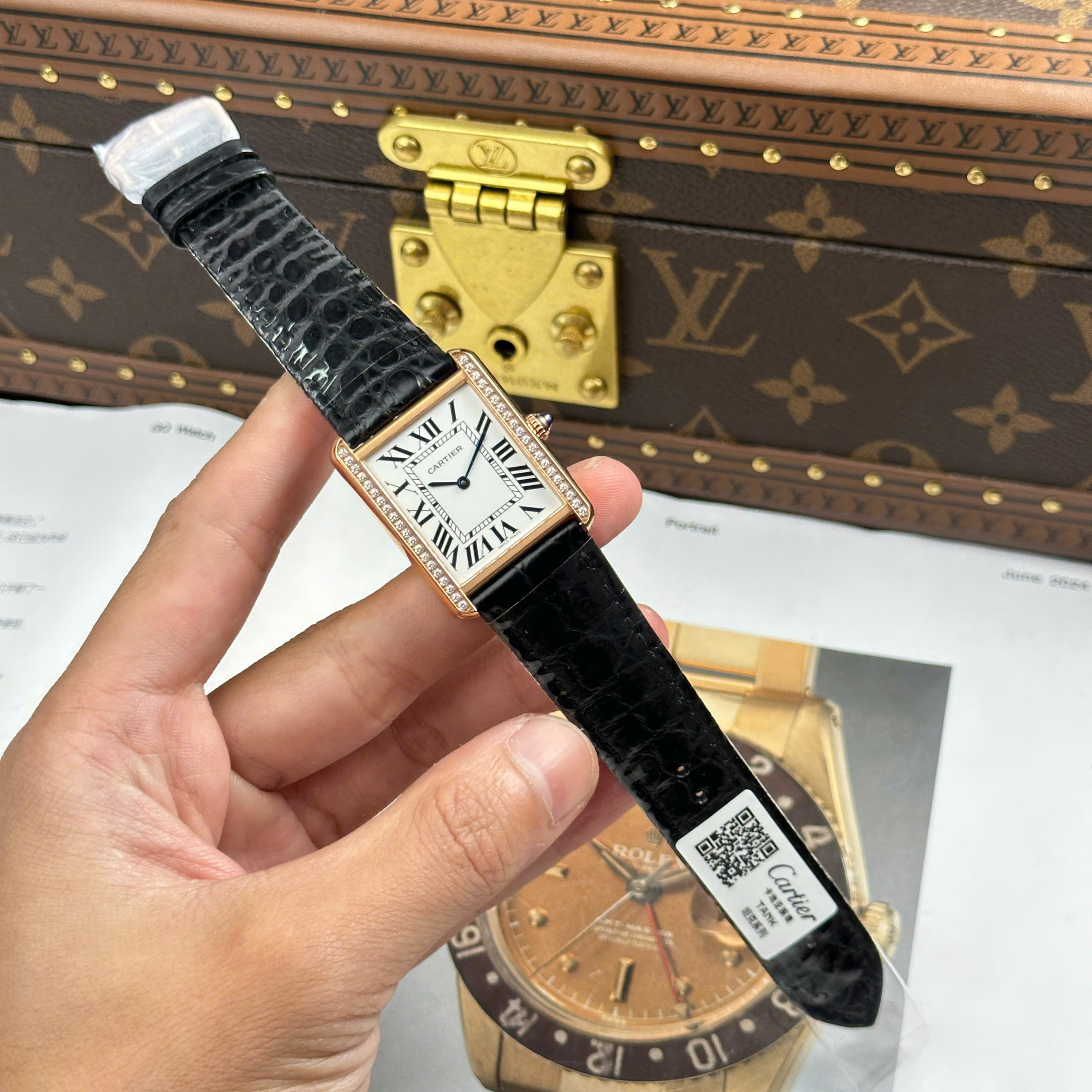 Đồng Hồ Cartier Tank Solo Large Moden 27.5mmx35mm Đính Đá Replica 1:1 AF Factory