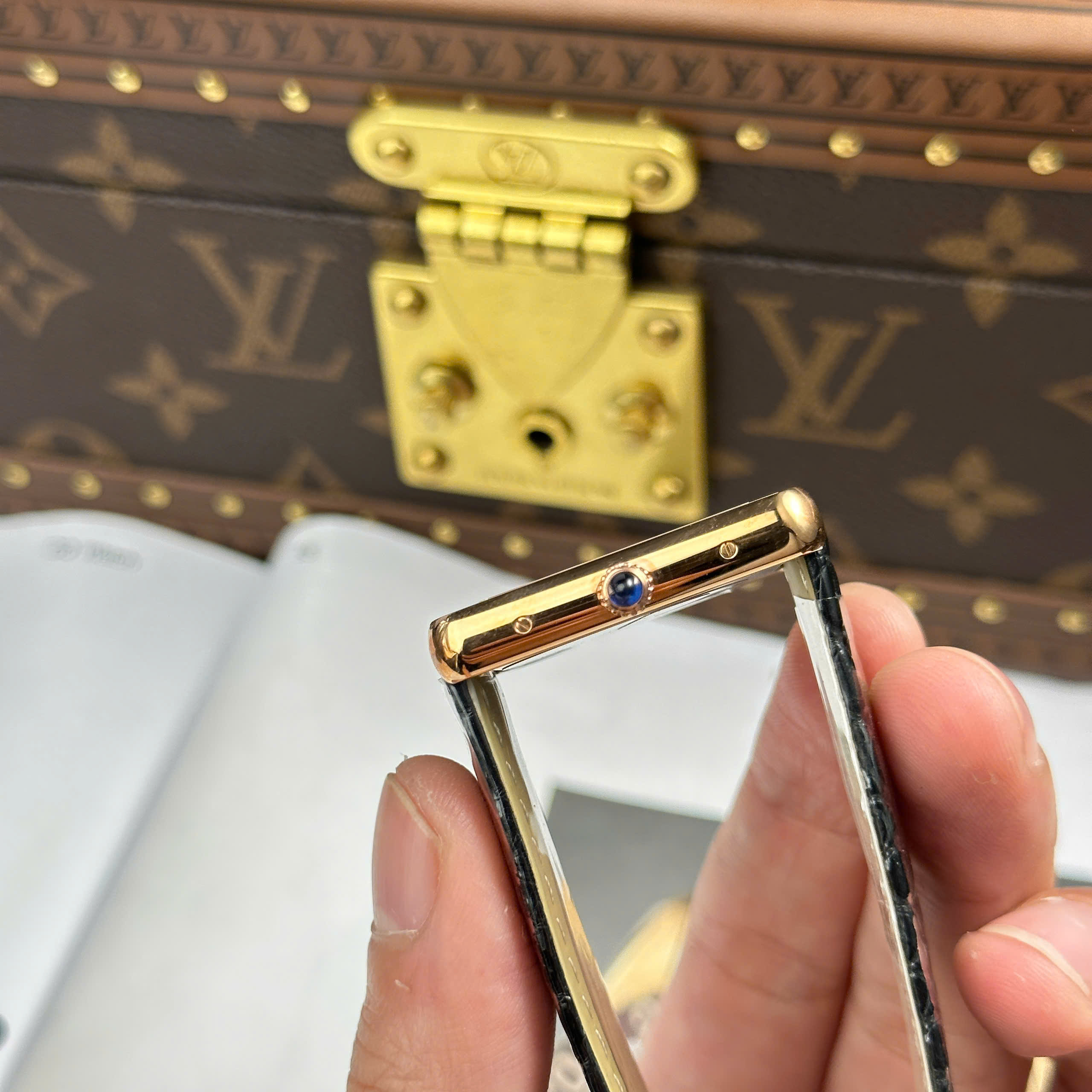 Đồng Hồ Cartier Tank Solo Large Moden 27.5mmx35mm Đính Đá Replica 1:1 AF Factory