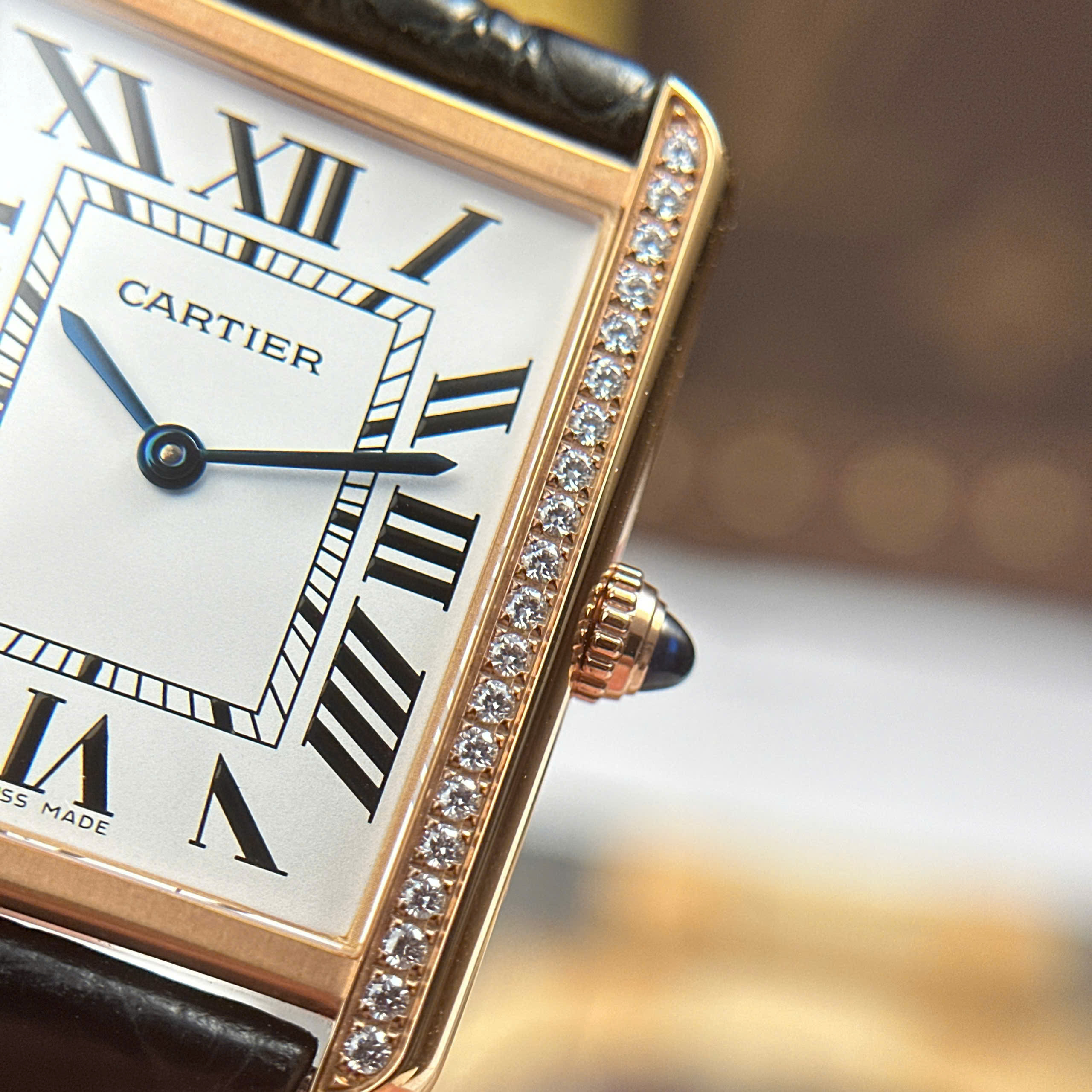 Đồng Hồ Cartier Tank Solo Large Moden 27.5mmx35mm Đính Đá Replica 1:1 AF Factory