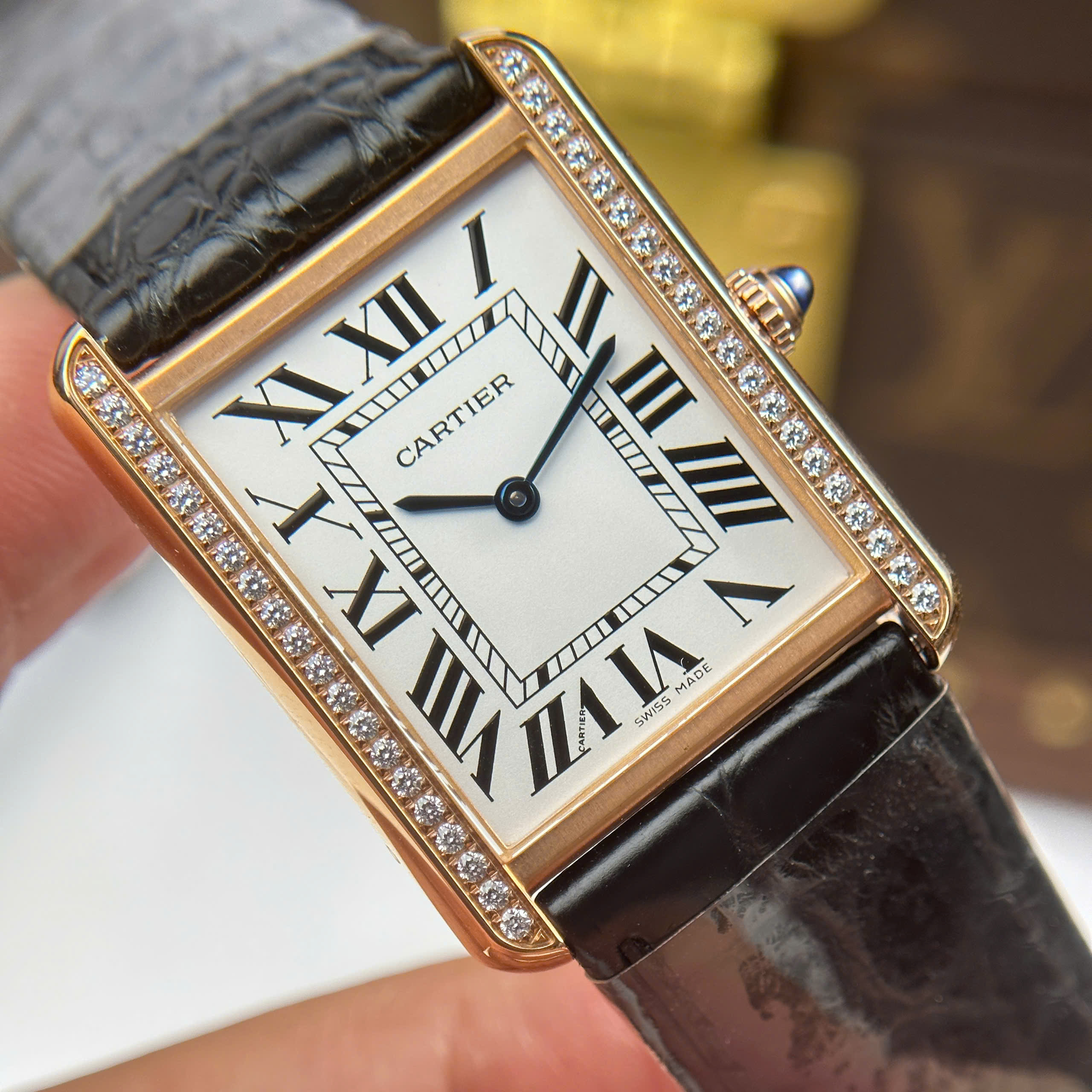Đồng Hồ Cartier Tank Solo Large Moden 27.5mmx35mm Đính Đá Replica 1:1 AF Factory