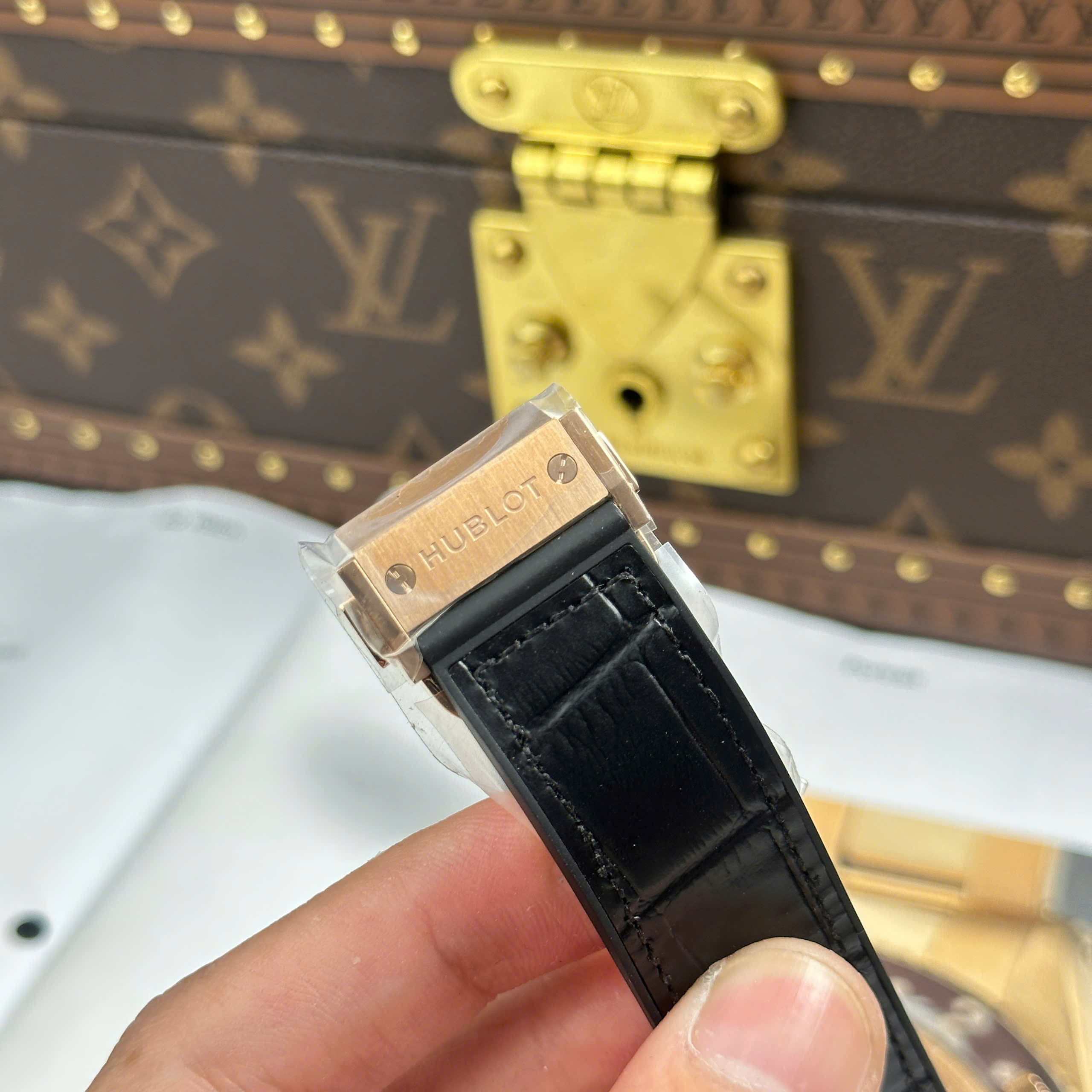 Đồng Hồ Hublot Classic Fusion 42mm Vỏ Vàng Hồng Cao Cấp JJZ Factory Rep 1:1