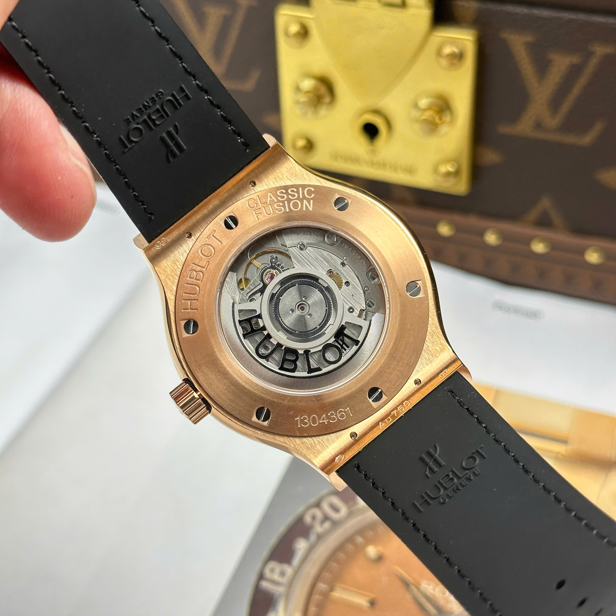 Đồng Hồ Hublot Classic Fusion 42mm Vỏ Vàng Hồng Cao Cấp JJZ Factory Rep 1:1