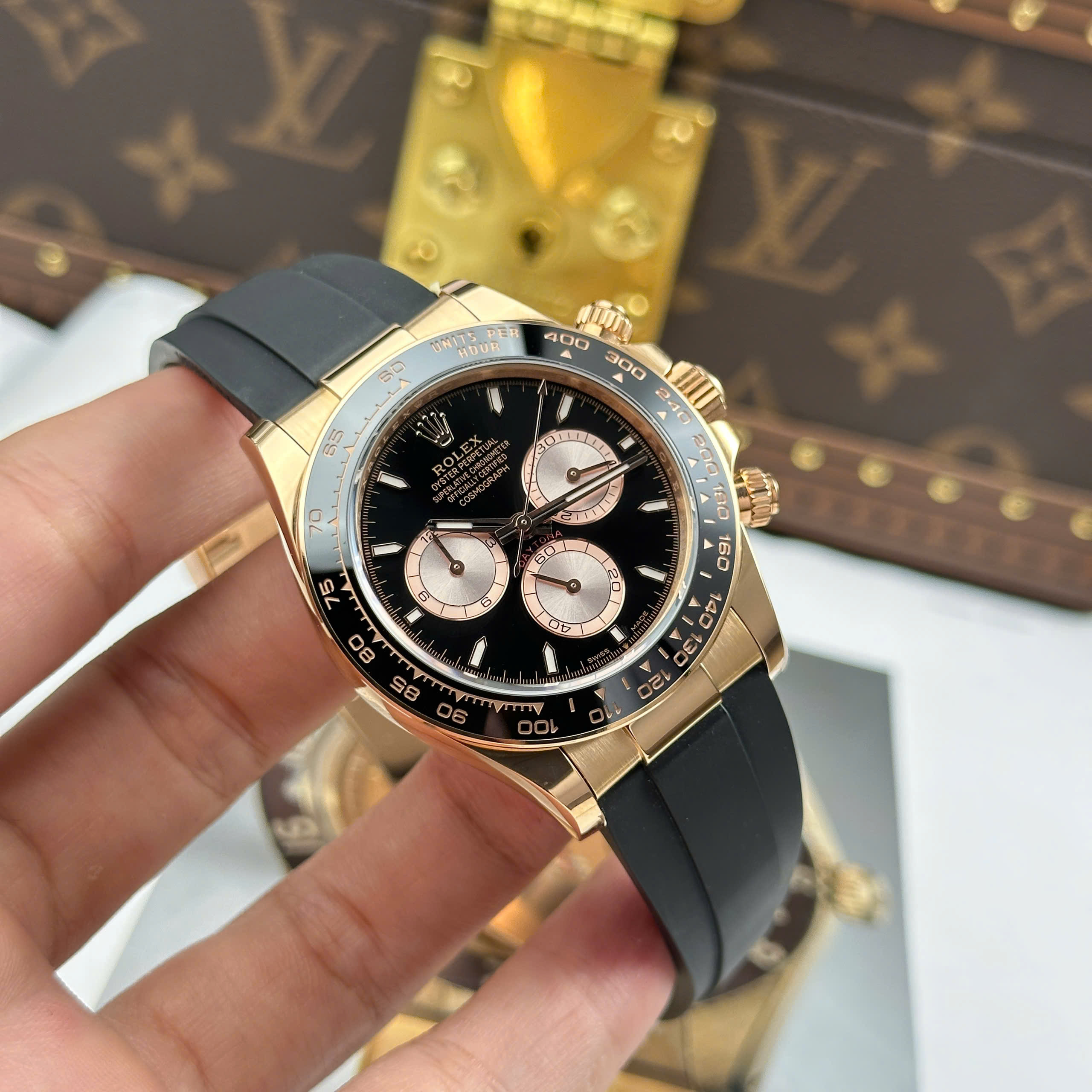 Đồng Hồ Rolex Cosmograph Daytona 126515LN Mặt Số Đen 40mm Replica 1:1