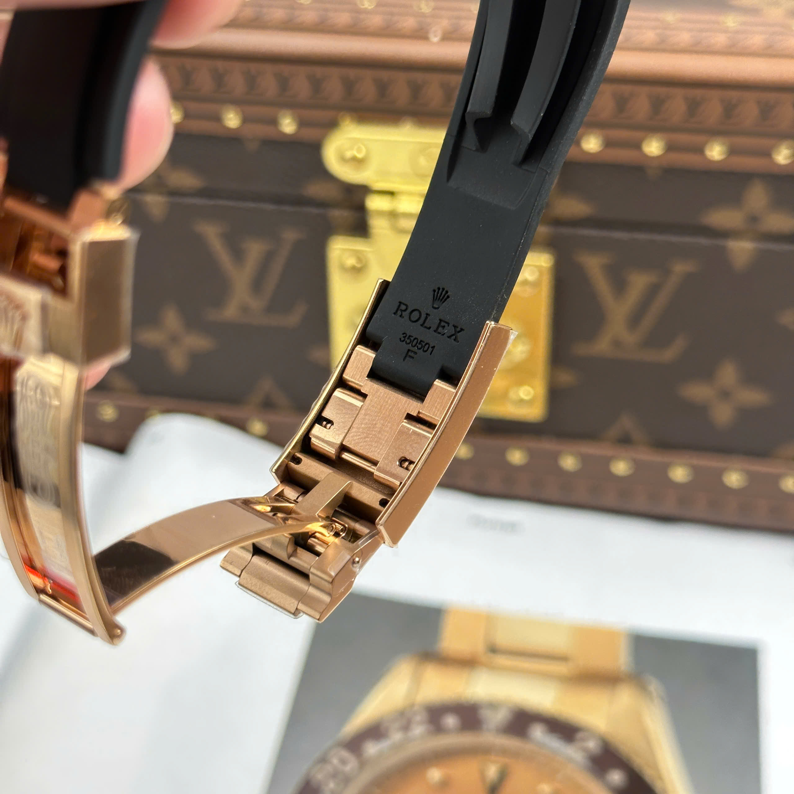 Đồng Hồ Rolex Cosmograph Daytona 126515LN Mặt Số Đen 40mm Replica 1:1