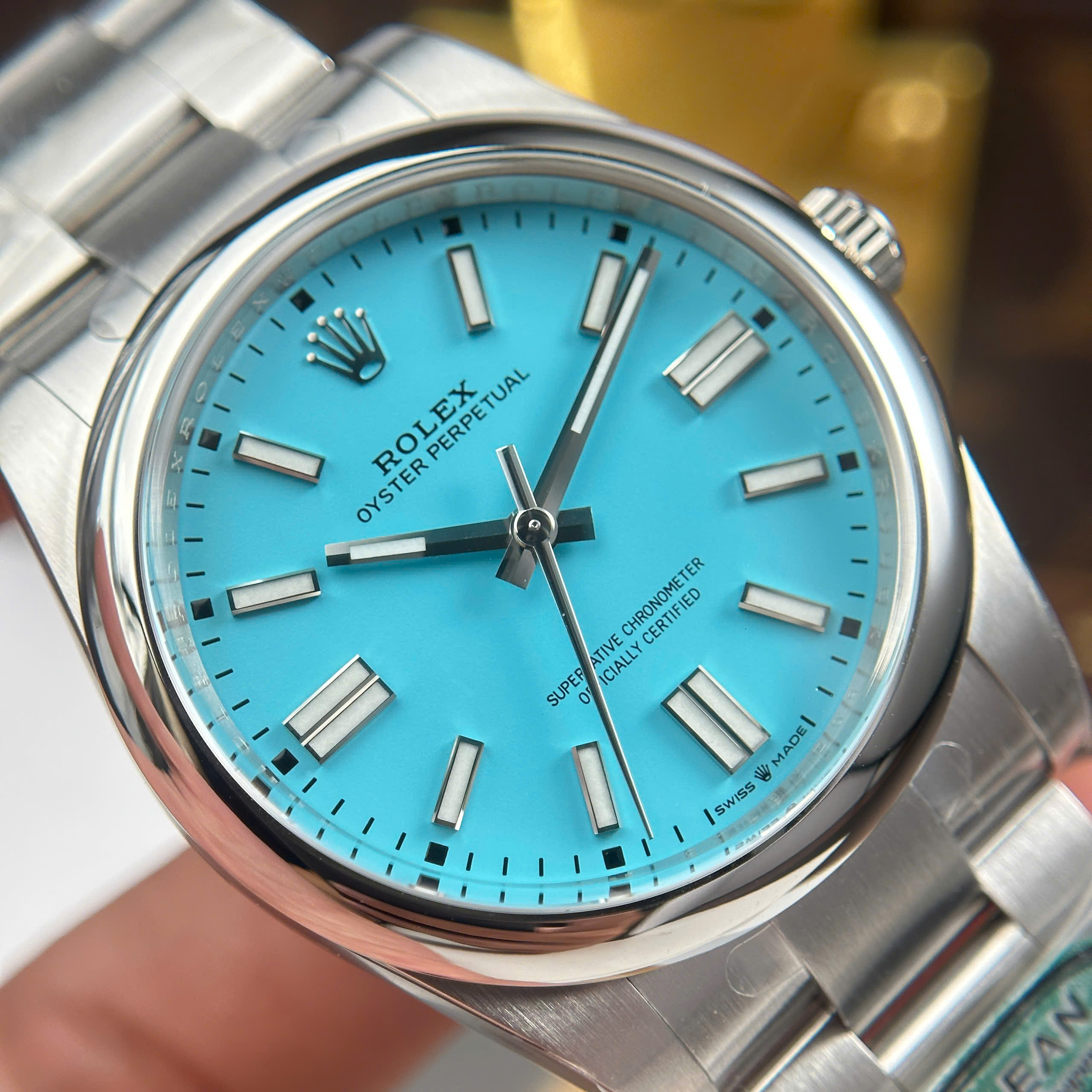 Đồng Hồ Rolex Oyster Perpetual 41mm M124300 Mặt Số Xanh Ngọc Lam Replica 1:1 Clean Factory
