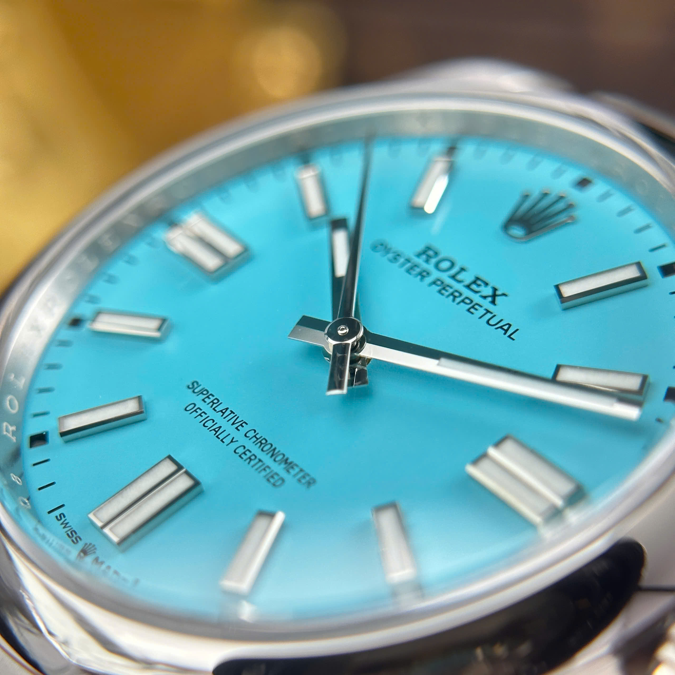 Đồng Hồ Rolex Oyster Perpetual 41mm M124300 Mặt Số Xanh Ngọc Lam Replica 1:1 Clean Factory
