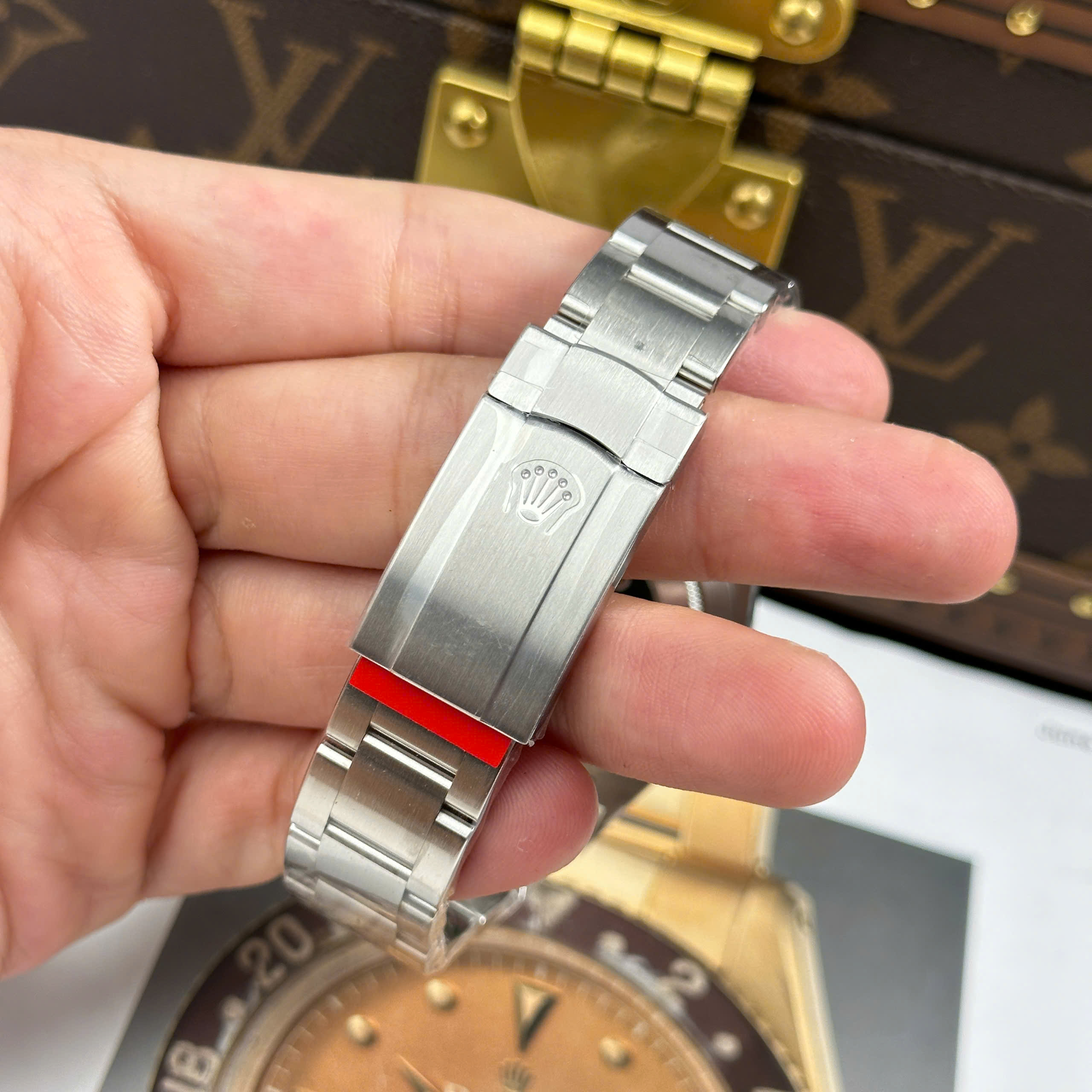 Đồng Hồ Rolex Oyster Perpetual 41mm M124300 Mặt Số Xanh Ngọc Lam Replica 1:1 Clean Factory