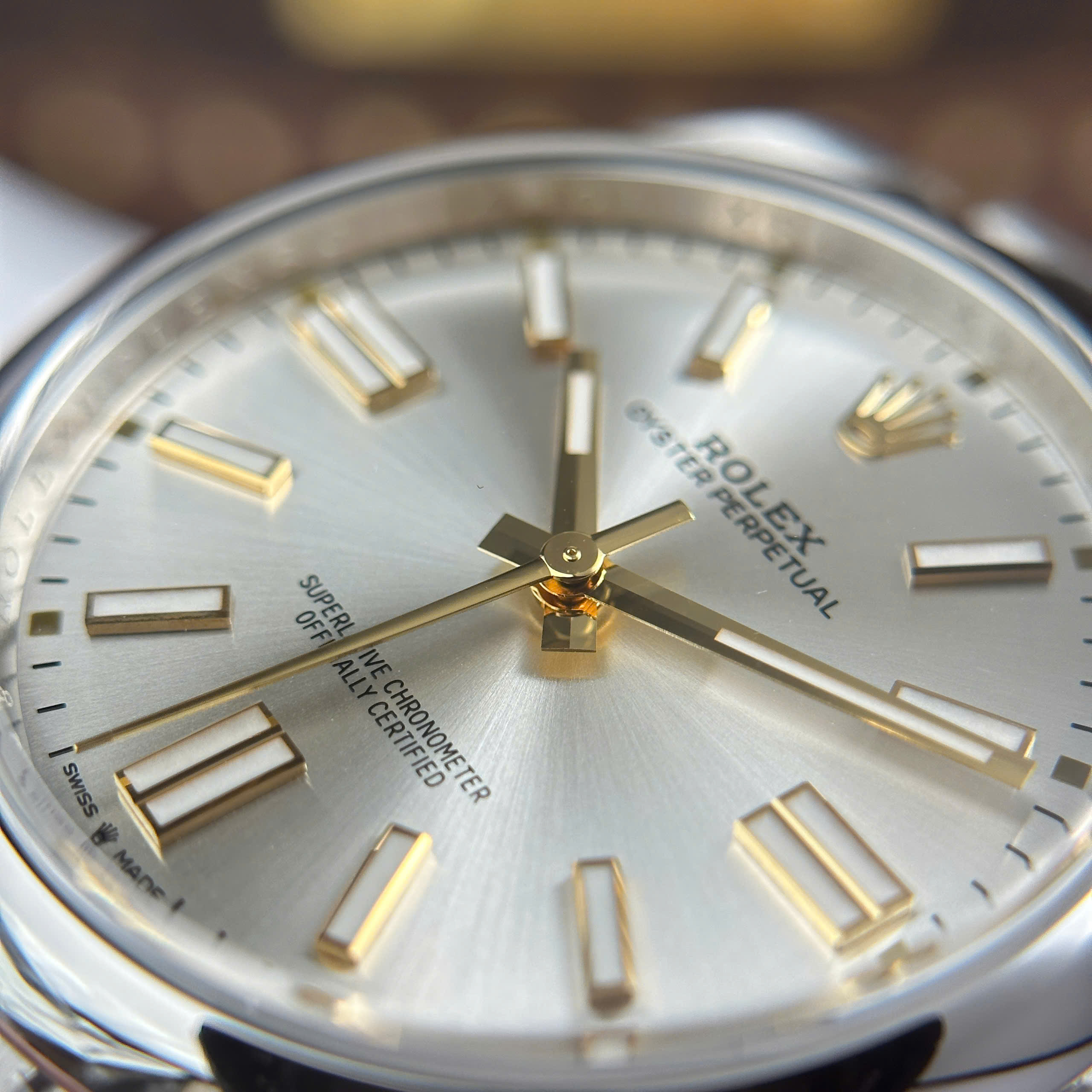 Đồng Hồ Rolex Oyster Perpetual 41mm M124300 Mặt Số Bạc Replica 1:1 Clean Factory