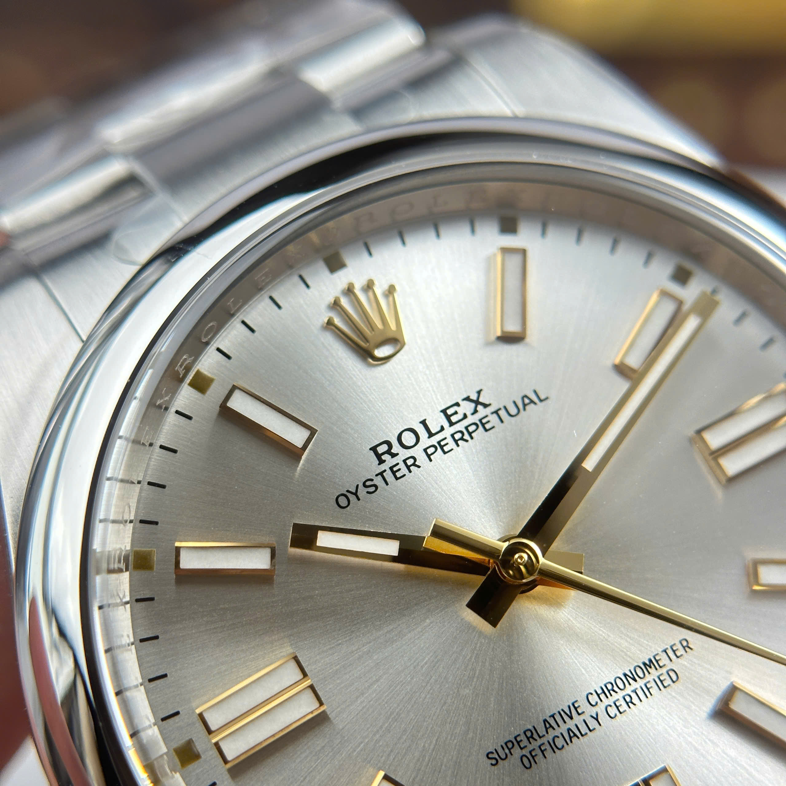 Đồng Hồ Rolex Oyster Perpetual 41mm M124300 Mặt Số Bạc Replica 1:1 Clean Factory