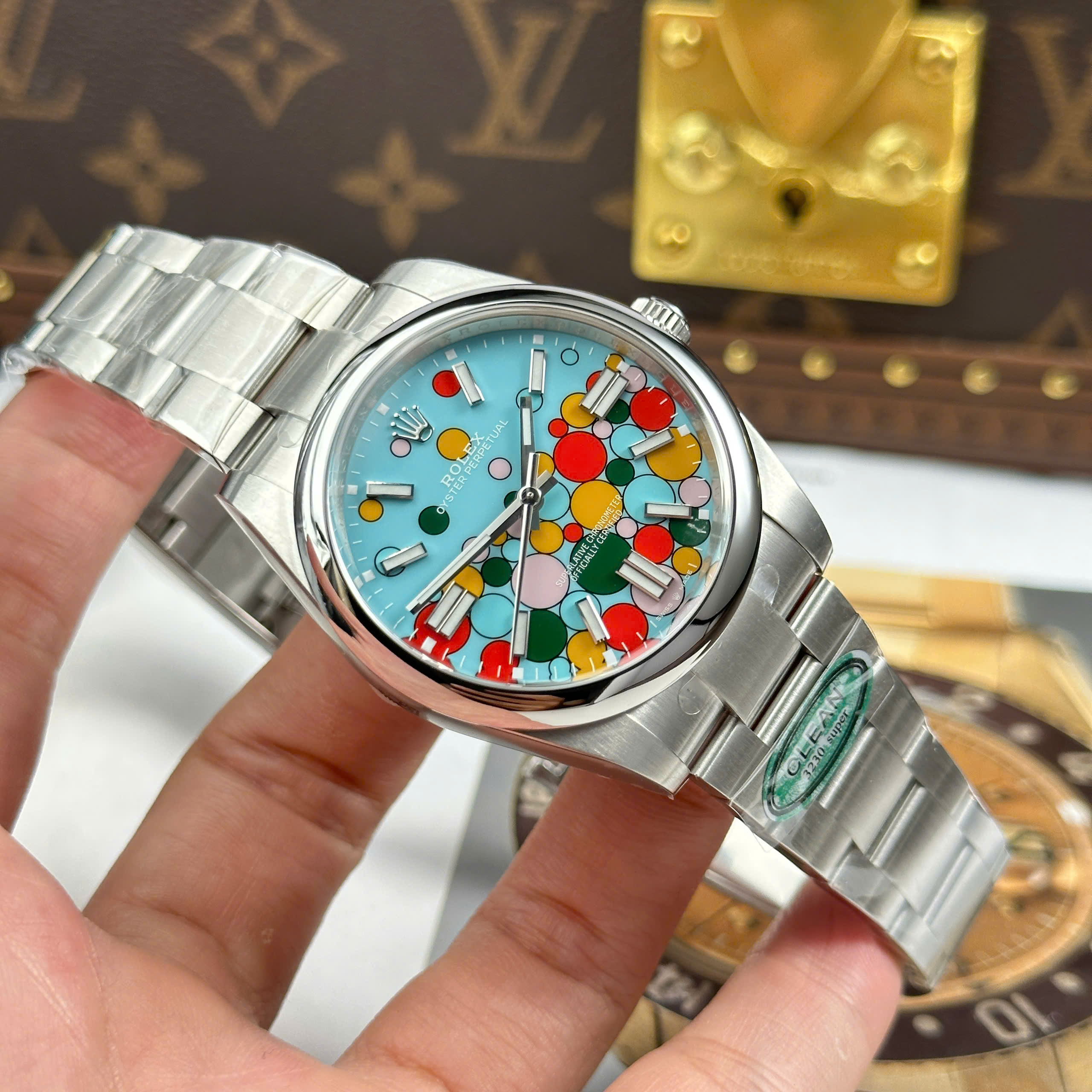Đồng Hồ Rolex Oyster Perpetual 41mm 124300 Mặt Số Xanh Lam Hoạ Tiết Celebration Replica 1:1 Clean Factory