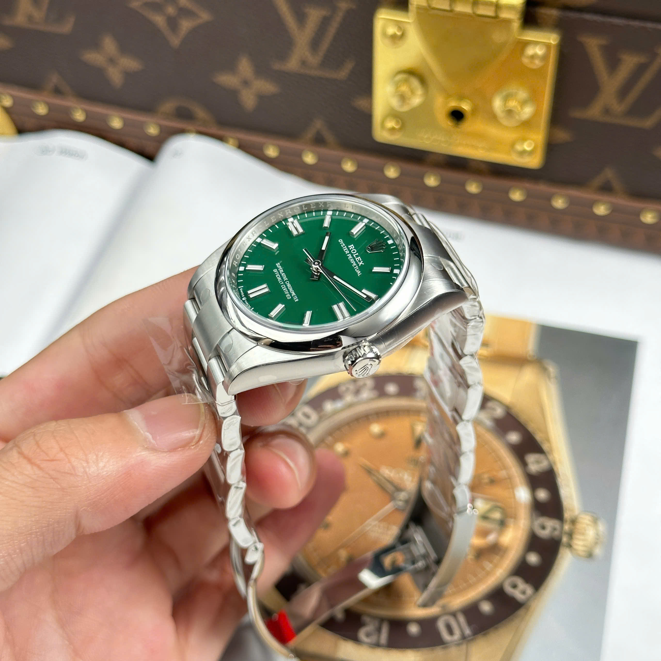 Đồng Hồ Rolex Oyster Perpetual 36mm 124300 Mặt Số Xanh Lá Replica 1:1 Clean Factory