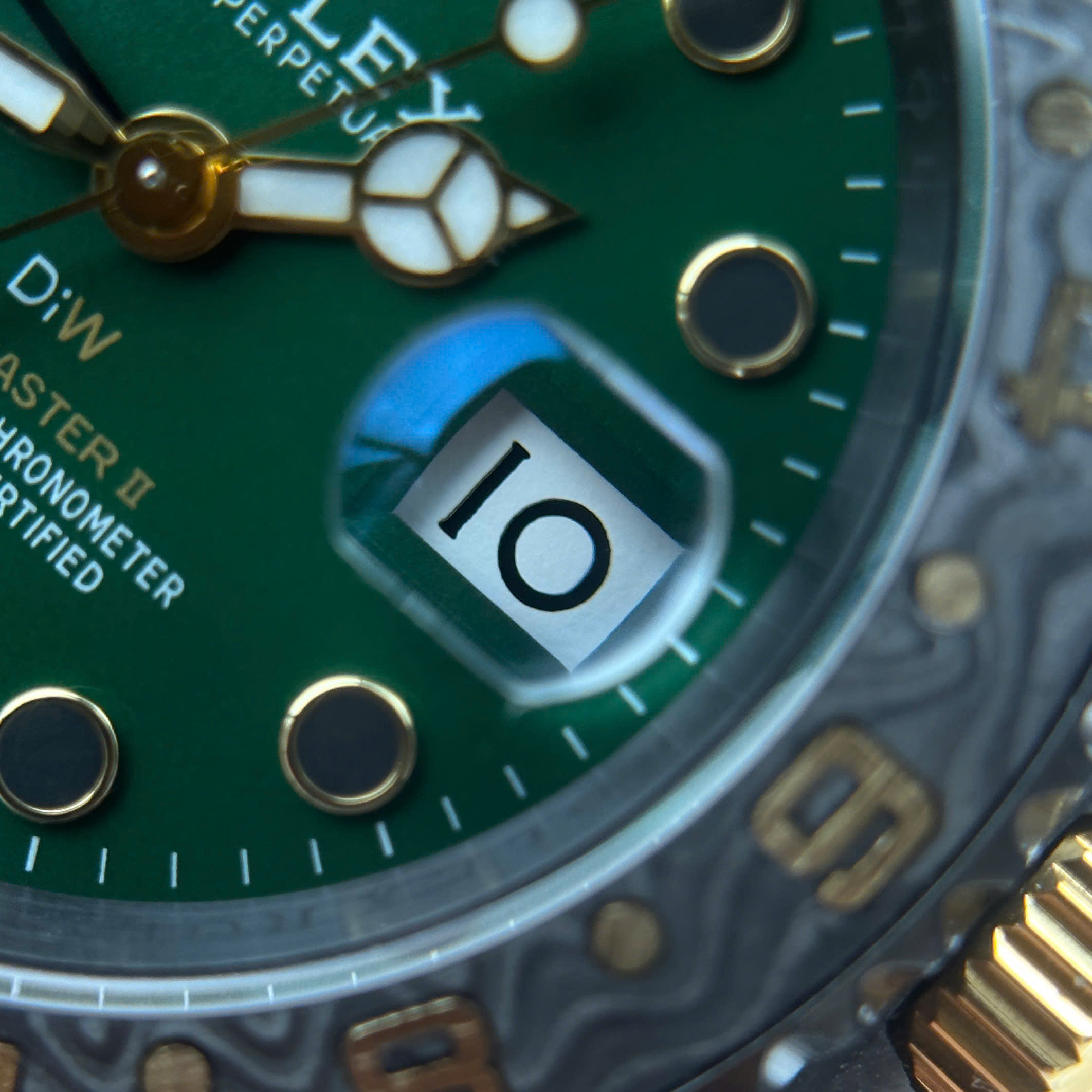 Đồng Hồ Rolex GMT Master II DIW Vỏ Carbon Máy Cal.3285 40mm Replica 1:1