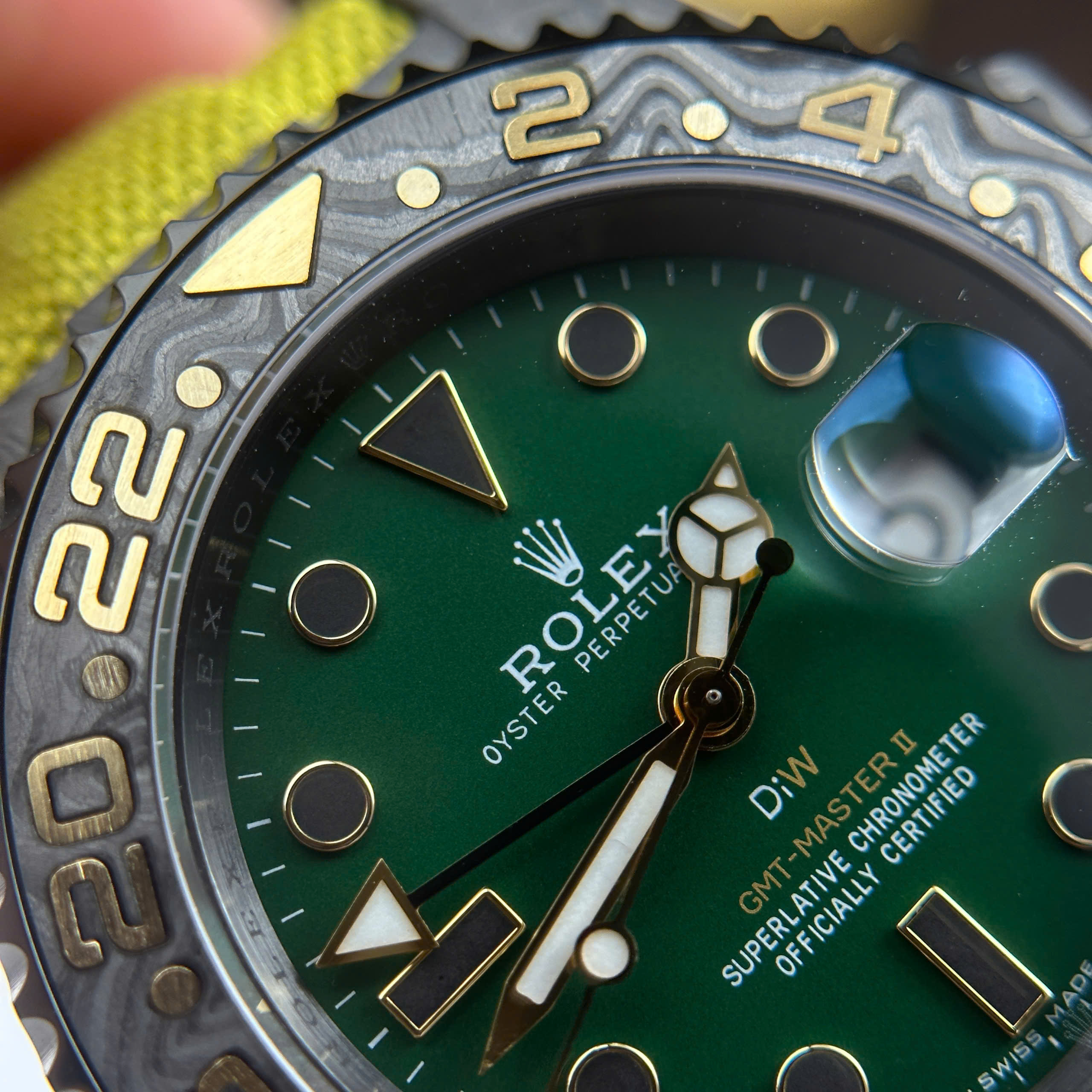 Đồng Hồ Rolex GMT Master II DIW Vỏ Carbon Máy Cal.3285 40mm Replica 1:1