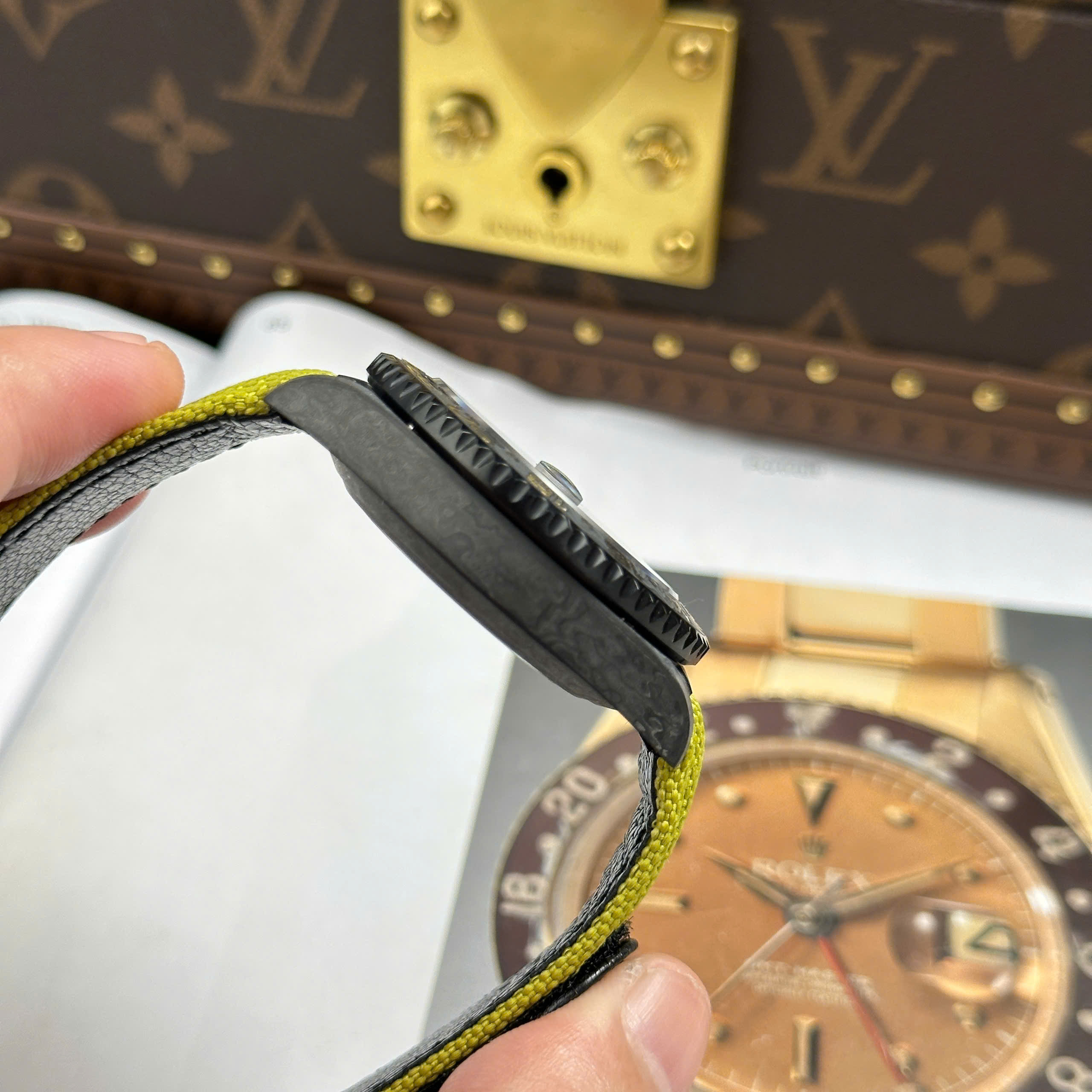 Đồng Hồ Rolex GMT Master II DIW Vỏ Carbon Máy Cal.3285 40mm Replica 1:1
