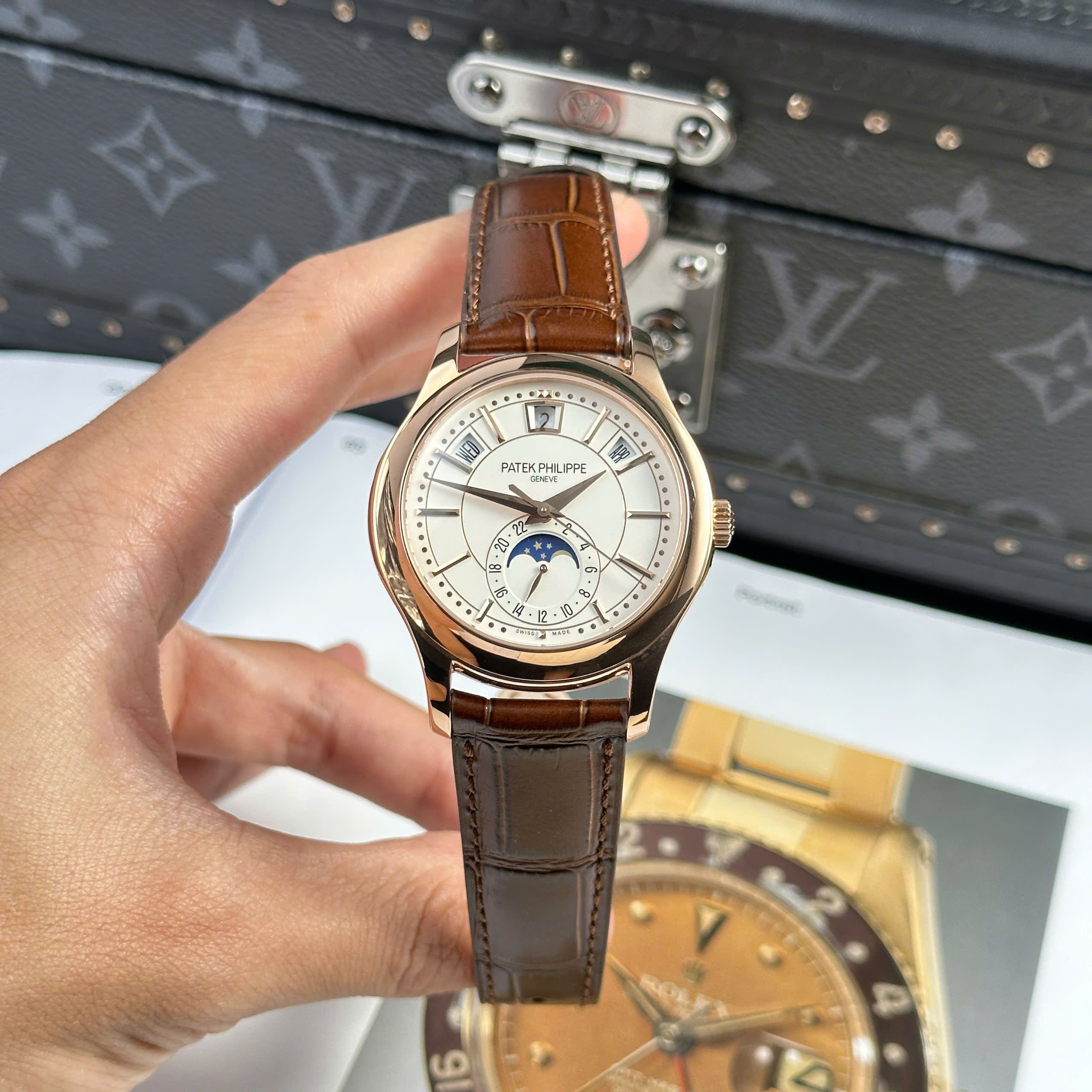Đồng Hồ Patek Philippe Complications 5205G 40mm Rep 1:1 Cao Cấp KM Factory