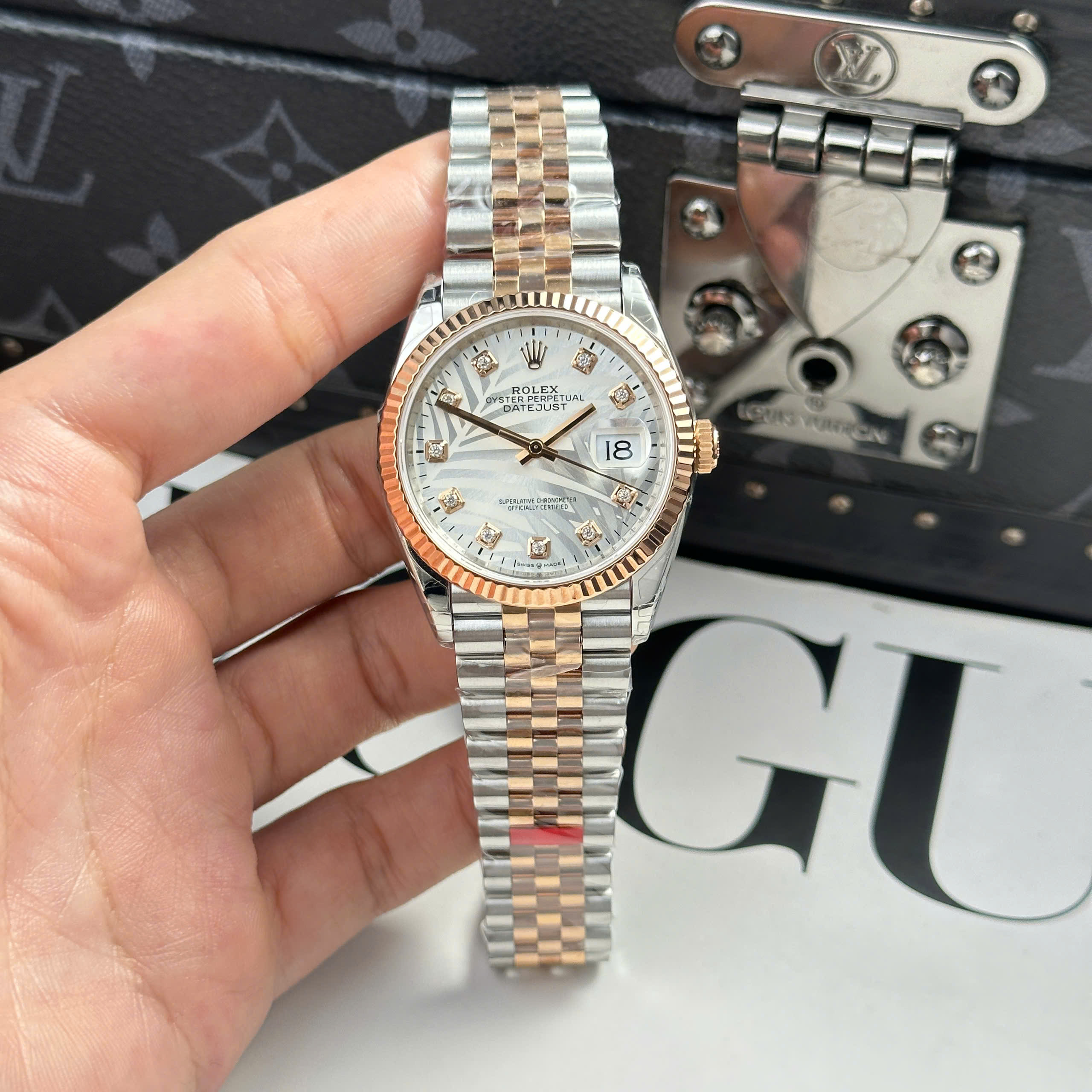 Đồng Hồ Rolex Datejust 36mm M126231 Mặt Số Lá Cọ Rep 1:1 VSF FactoryHồ