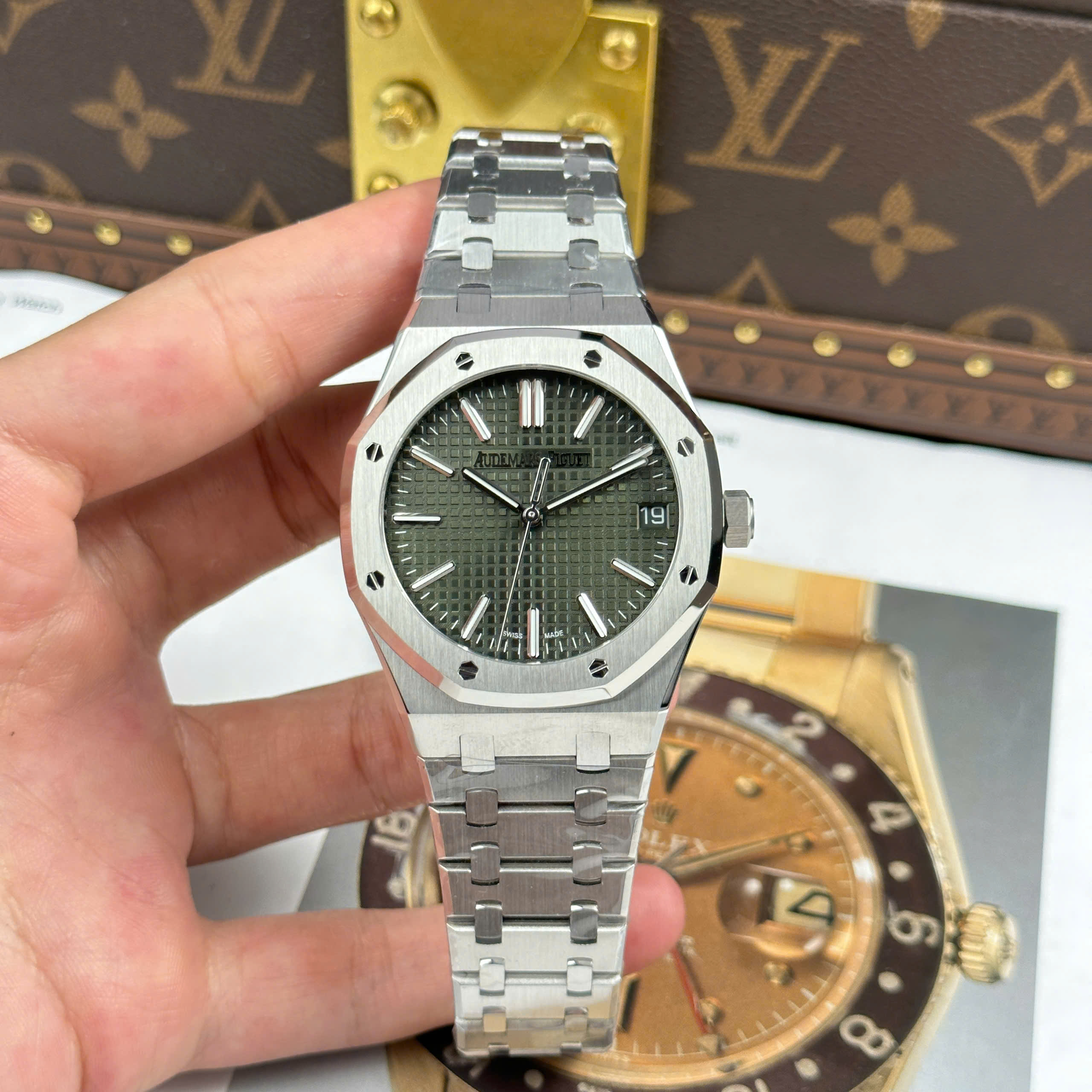 Đồng Hồ Audemars Piguet Royal Oak 41mm Mặt Số Xanh Lá 15510 Replica 1:1 APS Factory