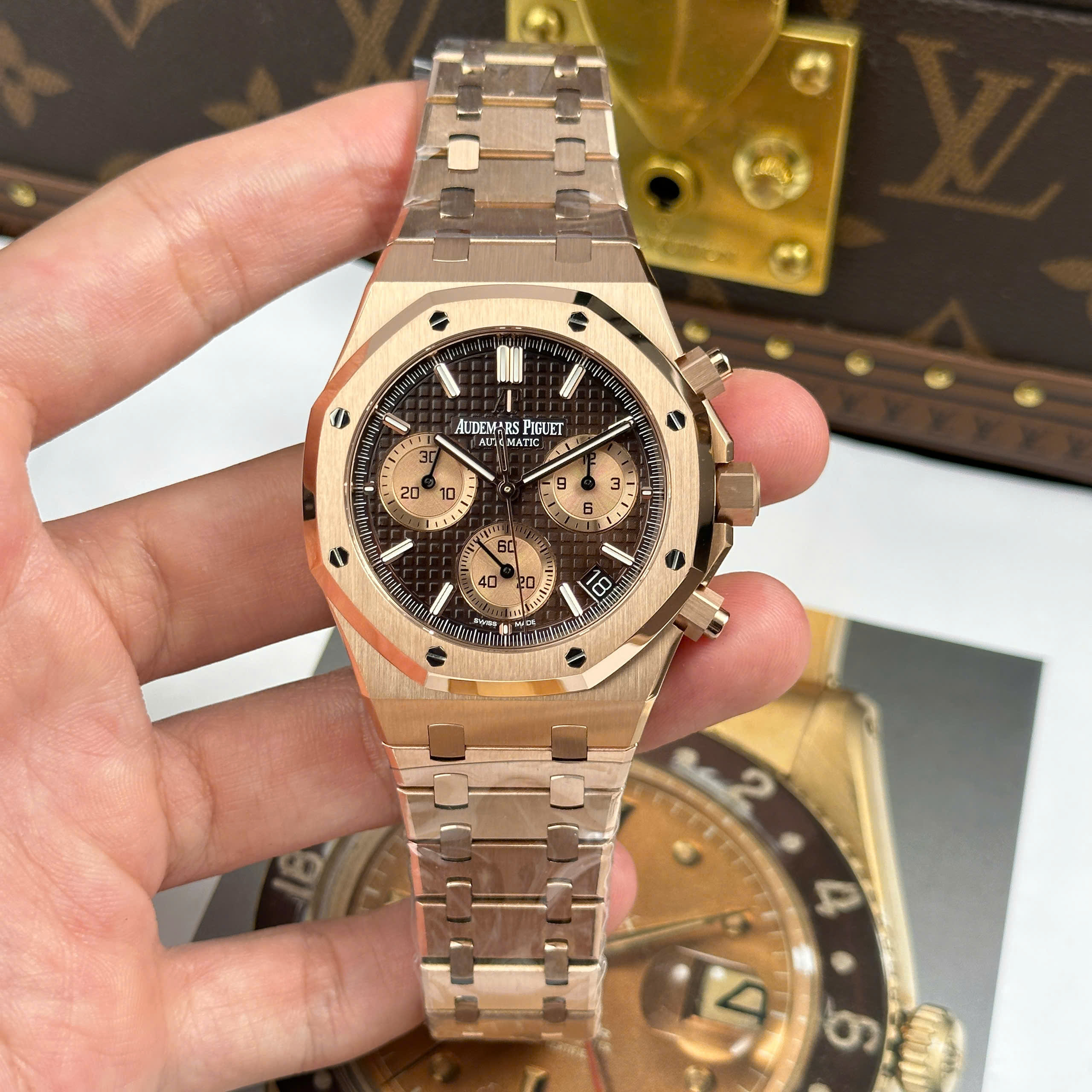 Đồng Hồ Audemars Piguet Royal Oak Chronograph 26239 41mm Rep 1:1 Máy Mỏng New 2025 APS Factory