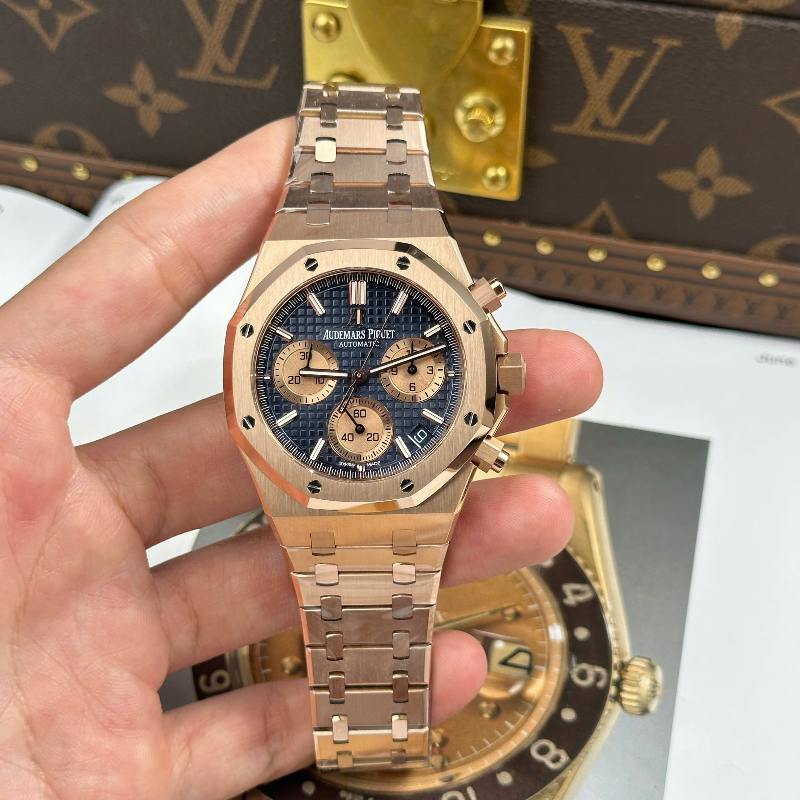 Đồng Hồ Audemars Piguet Royal Oak Chronograph 26239 41mm Rep 1:1 Máy Mỏng New 2025 APS Factory