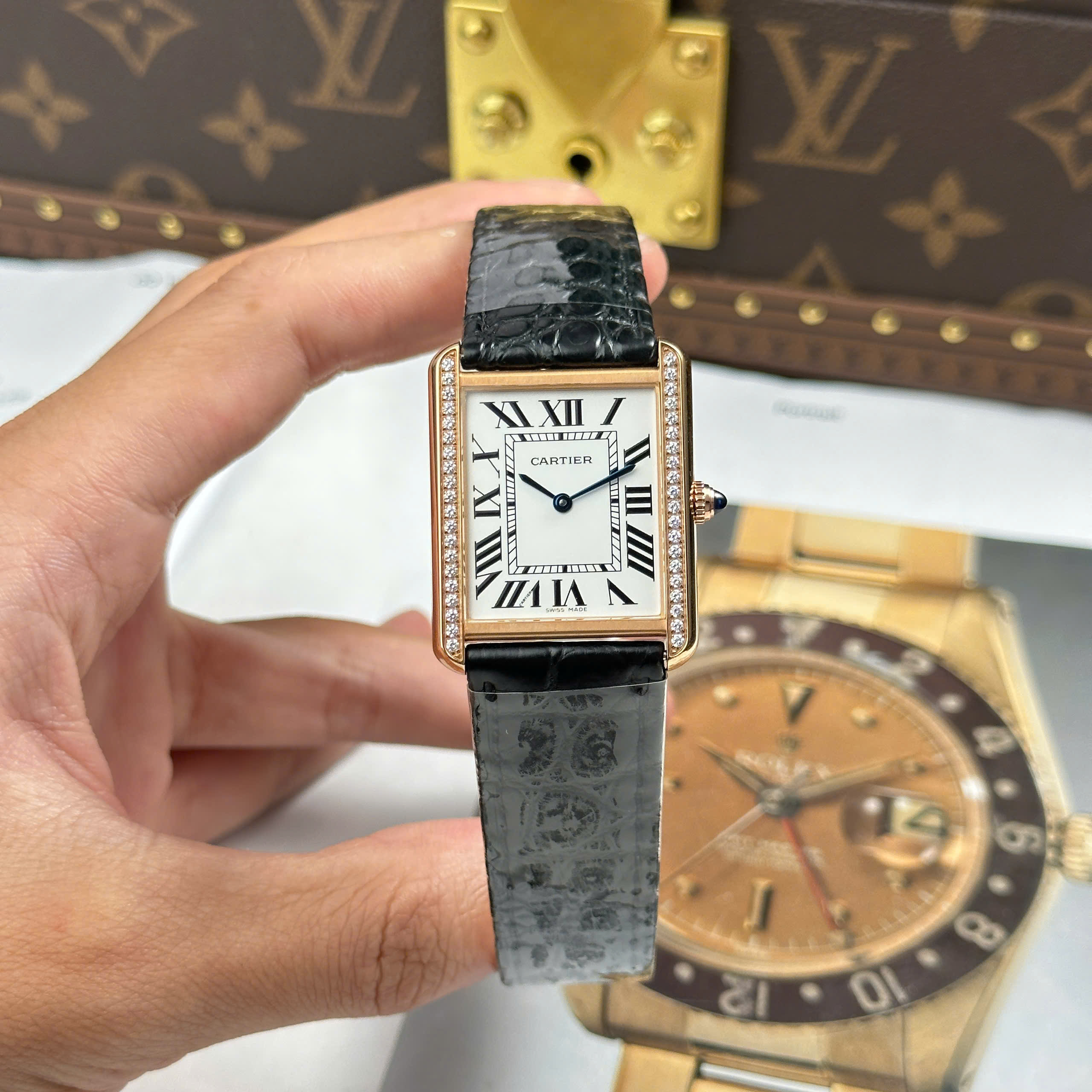Đồng Hồ Cartier Tank Solo Large Moden 27.5mmx35mm Đính Đá Replica 1:1 AF Factory