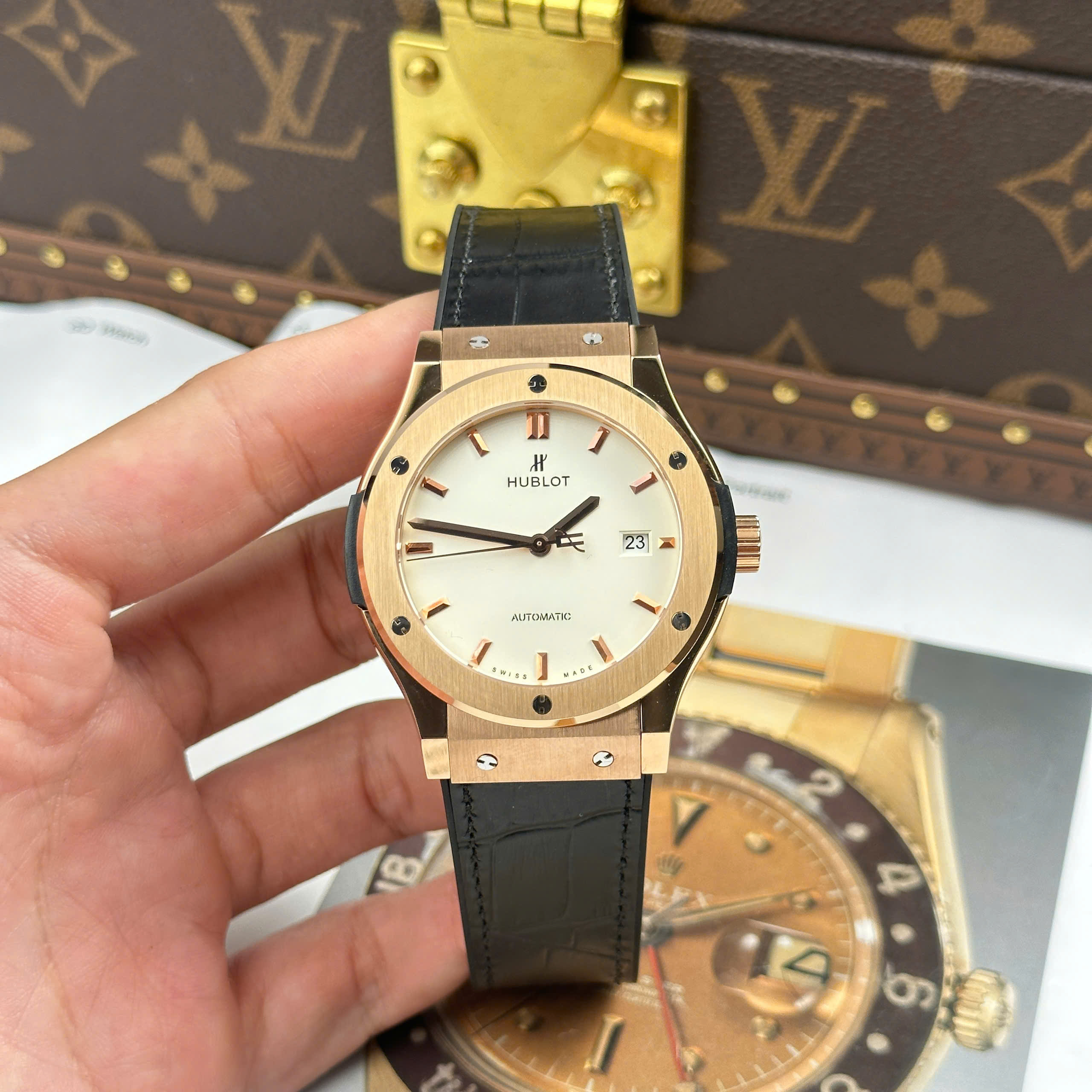 Đồng Hồ Hublot Classic Fusion 42mm Vỏ Vàng Hồng Cao Cấp JJZ Factory Rep 1:1