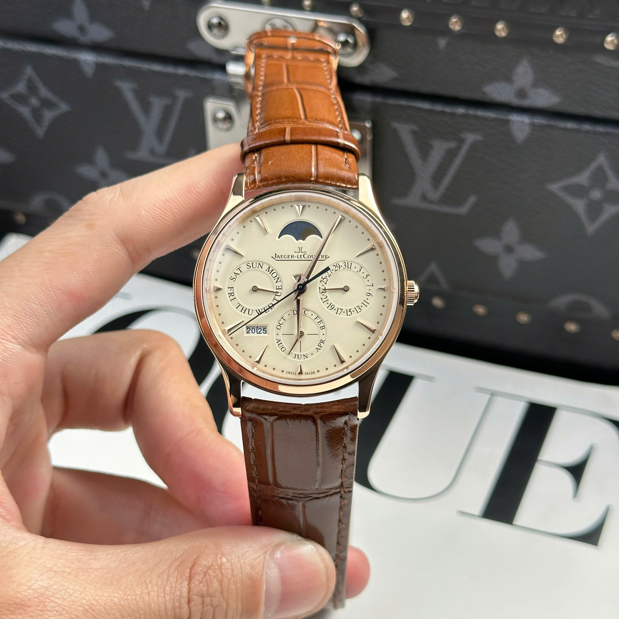 Đồng Hồ Jaeger LeCoultre Master Ultrathin Perpetual Calendar Replica 1:1 39mm VR Factory