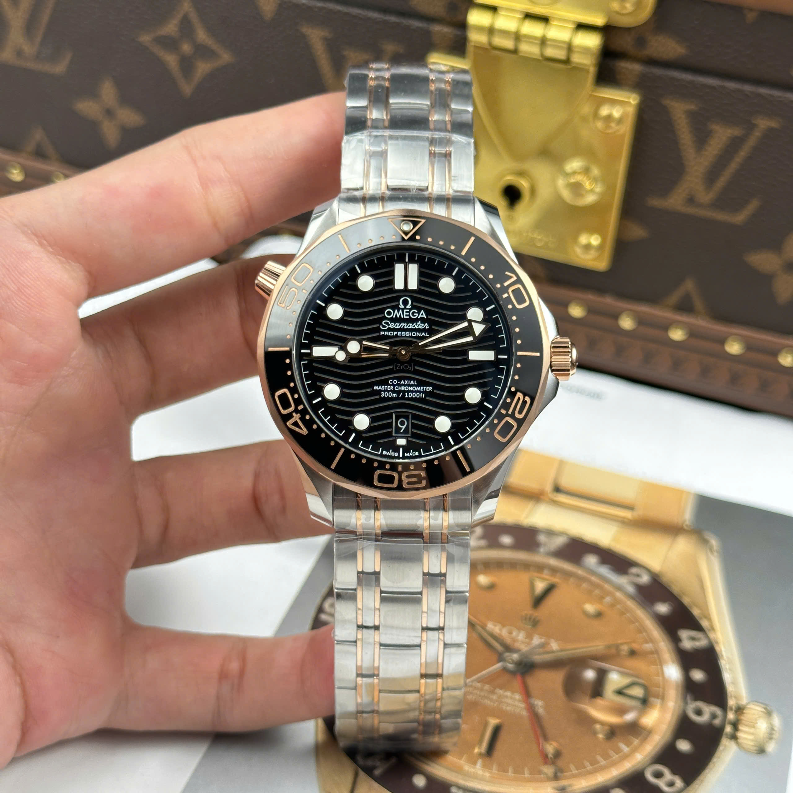 Đồng Hồ Omega Seamaster Diver 300 Mặt Số Đen 42mm Replica 1:1 VS Factory