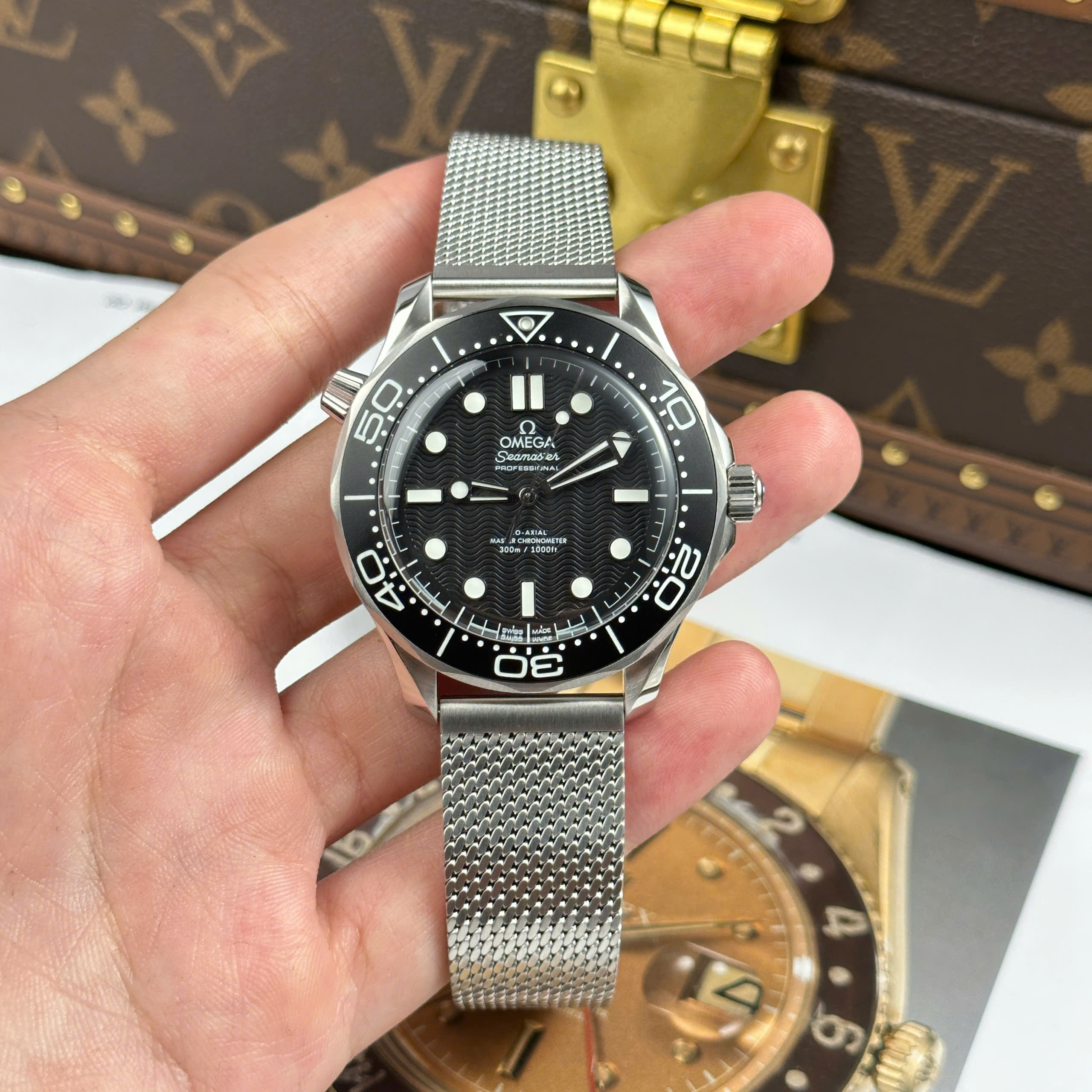Đồng Hồ Omega Seamaster Driver 300M Co-Axial Master Chronometer 42mm Rep 1:1 VSF Factory
