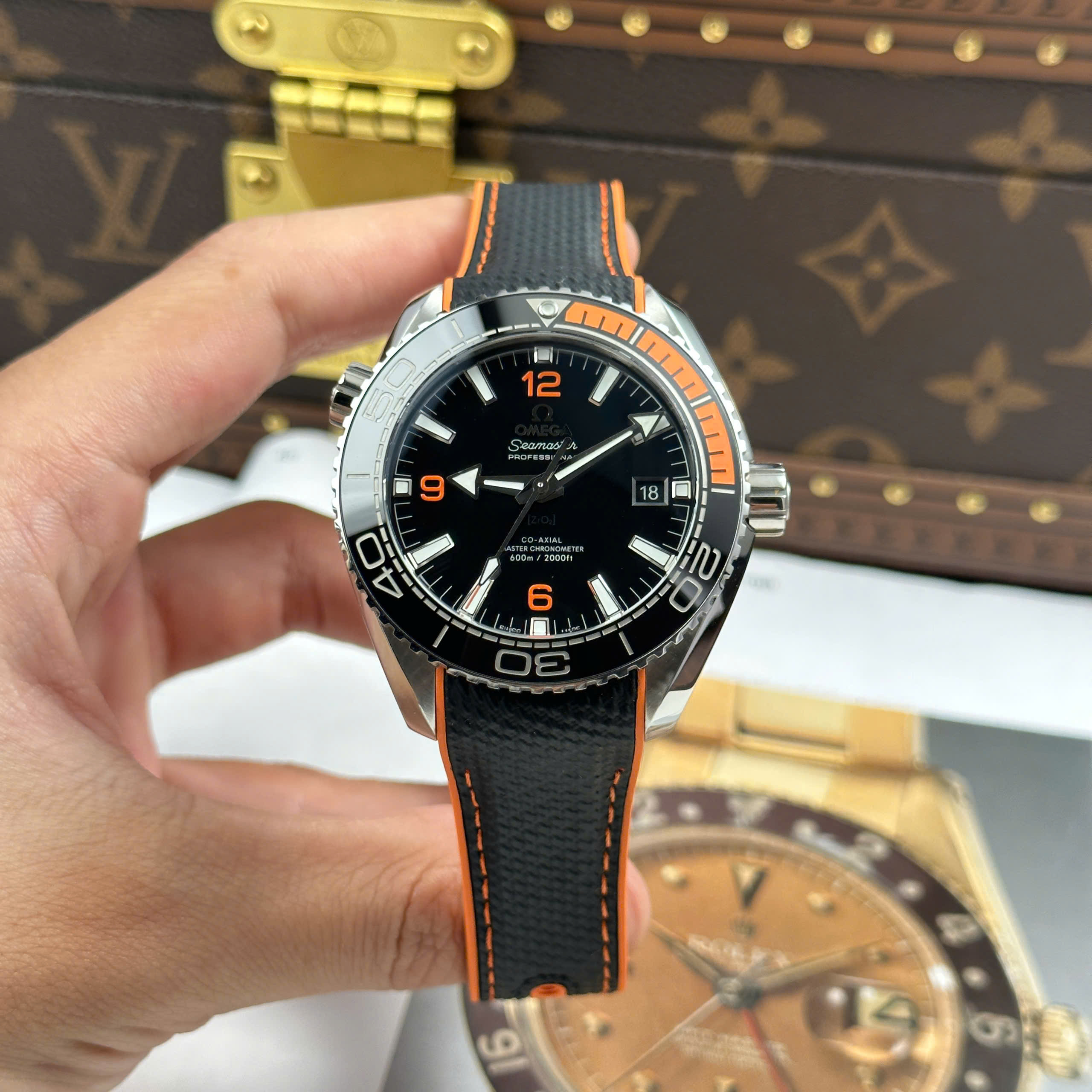 Đồng Hồ Omega Seamaster Planet Ocean 43mm Replica 1:1 VS Factory