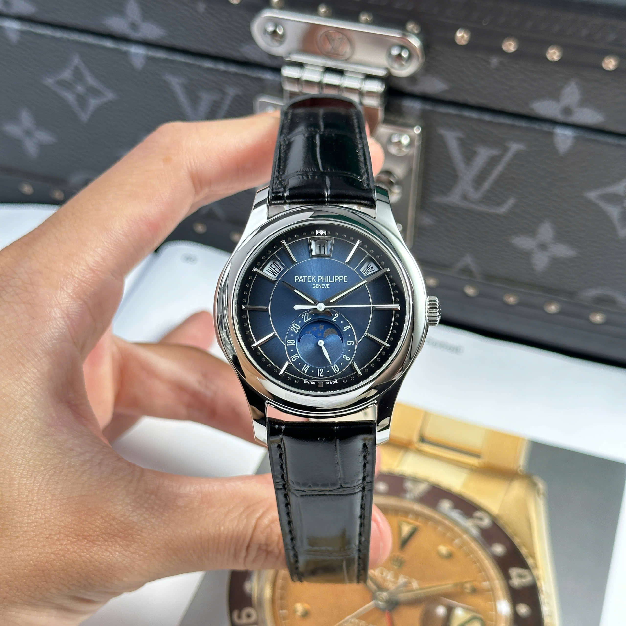 Đồng Hồ Patek Philippe Complications 5205G 40mm Rep 1:1 Cao Cấp KM Factory