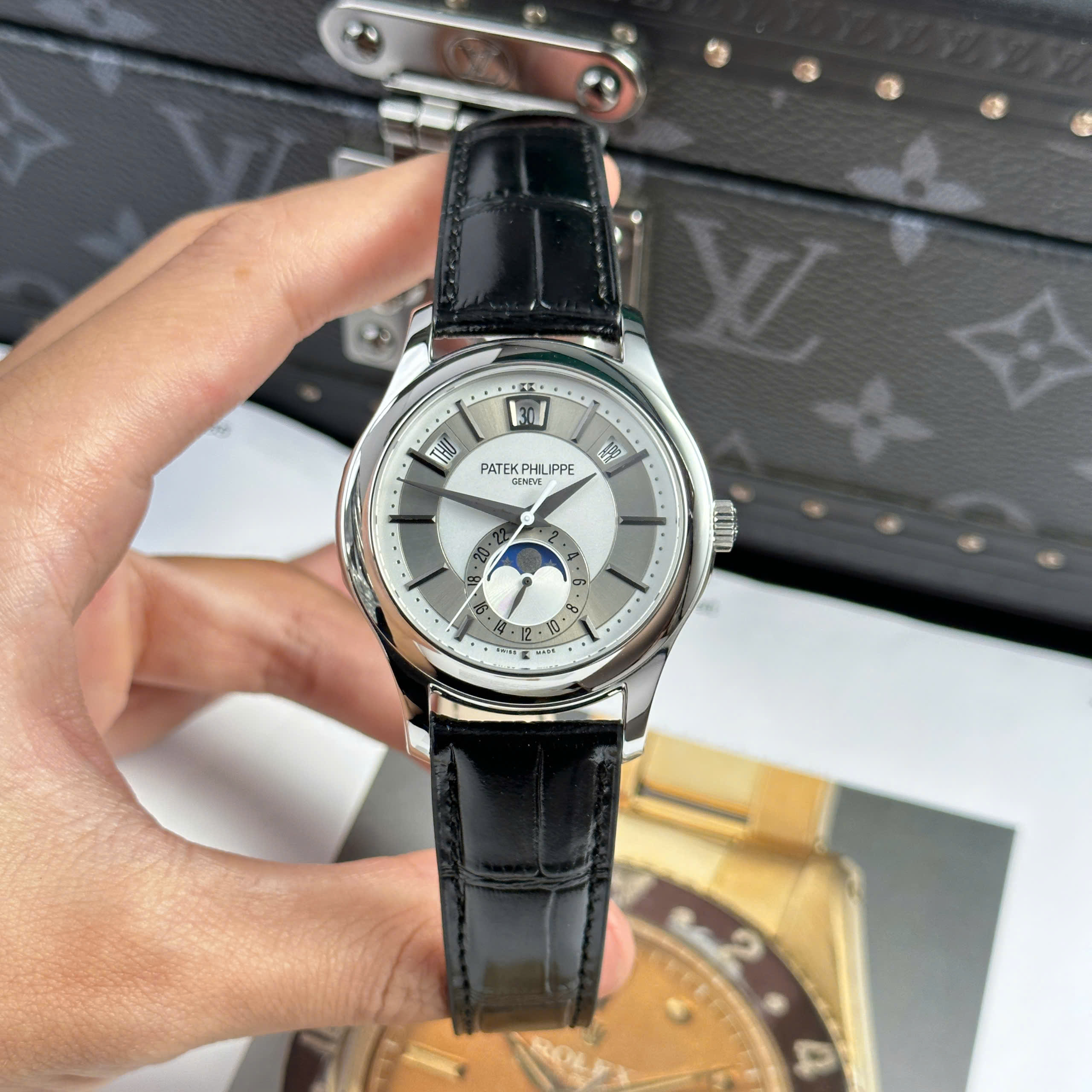 Đồng Hồ Patek Philippe Complications 5205G 40mm Rep 1:1 Cao Cấp KM Factory