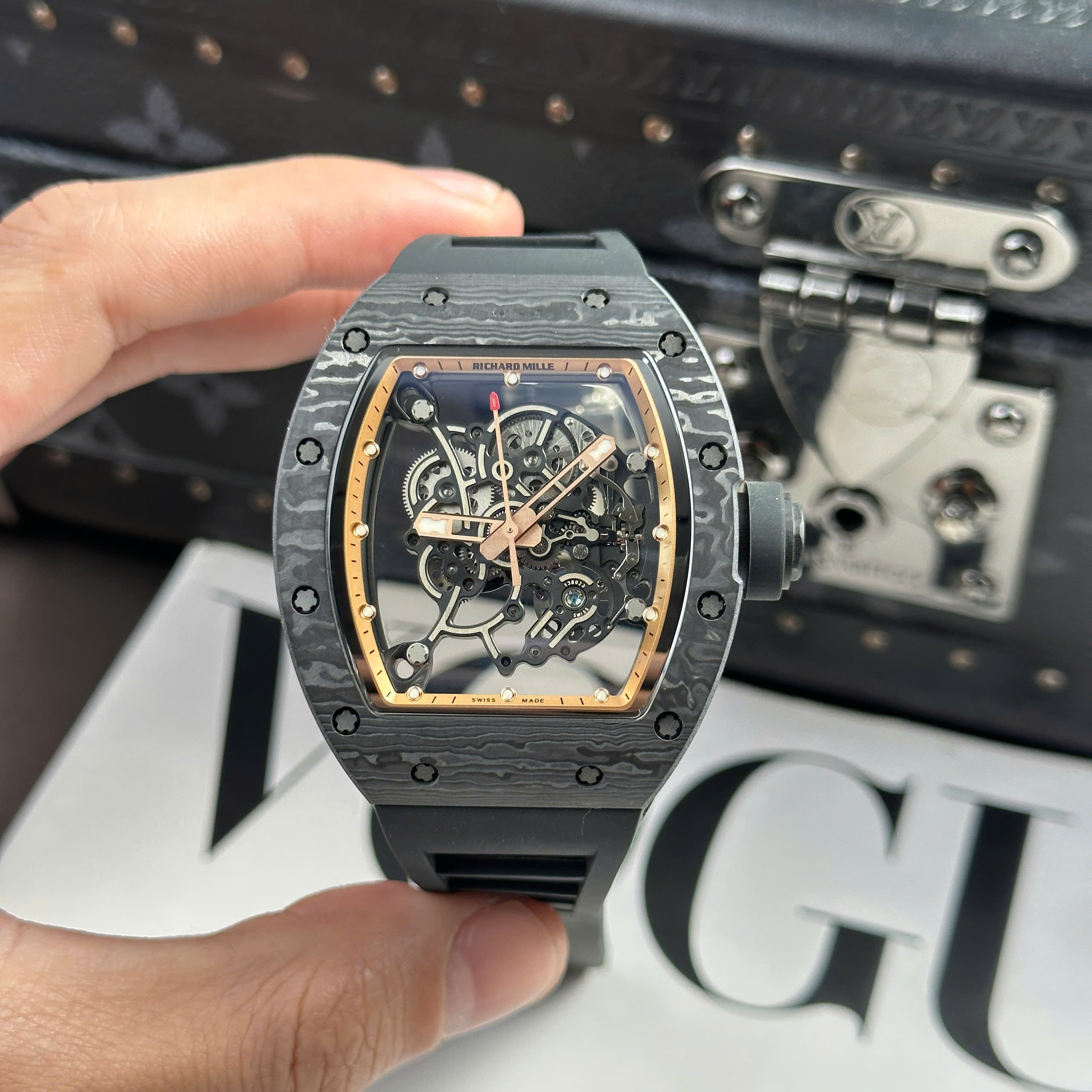 Đồng Hồ Richard Mille RM 055 Carbon Replica 1:1 BBR Factory