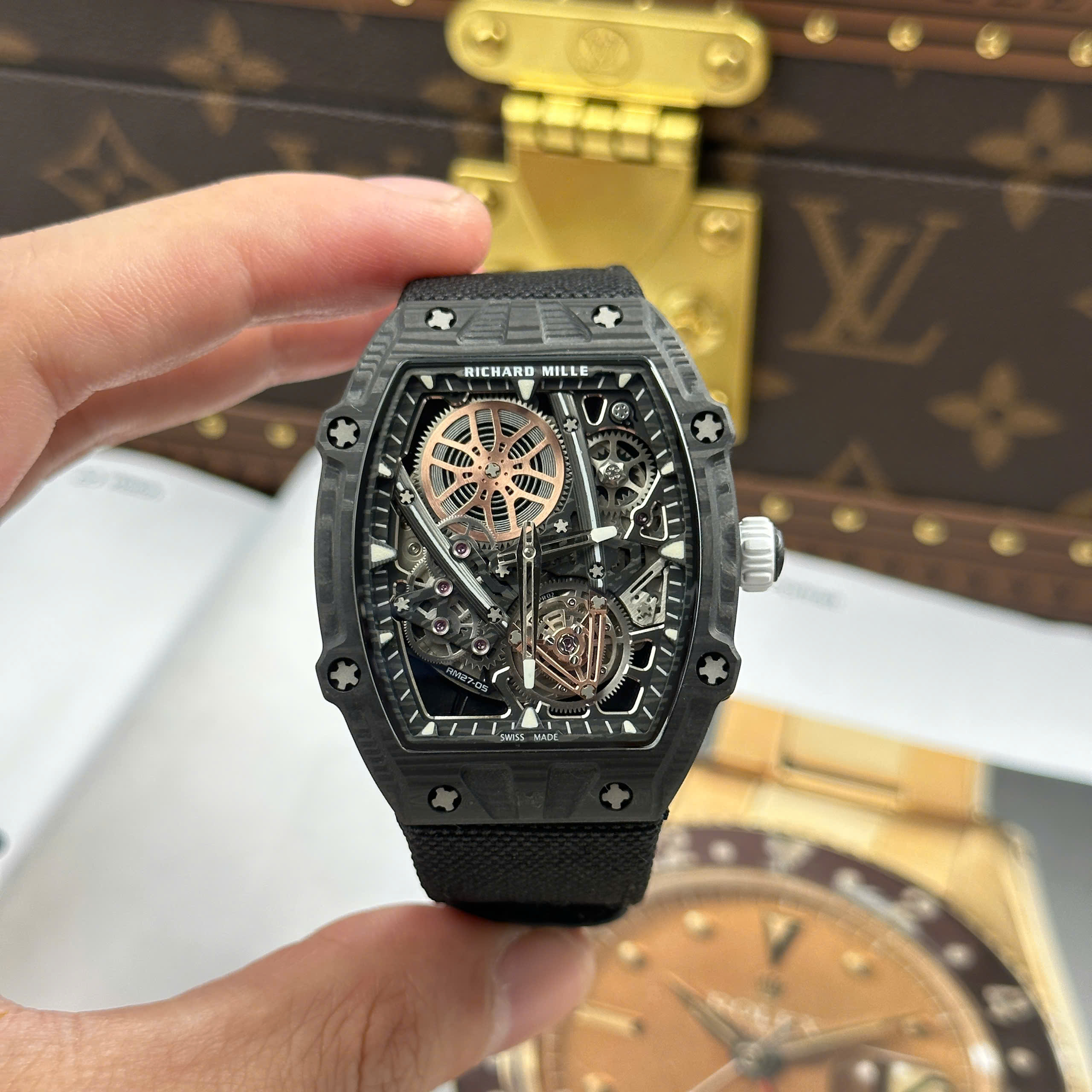 Đồng Hồ Richard Mille RM27-05 Rafael Nadal Flying Replica 1:1 Vỏ Carbon Cao Cấp