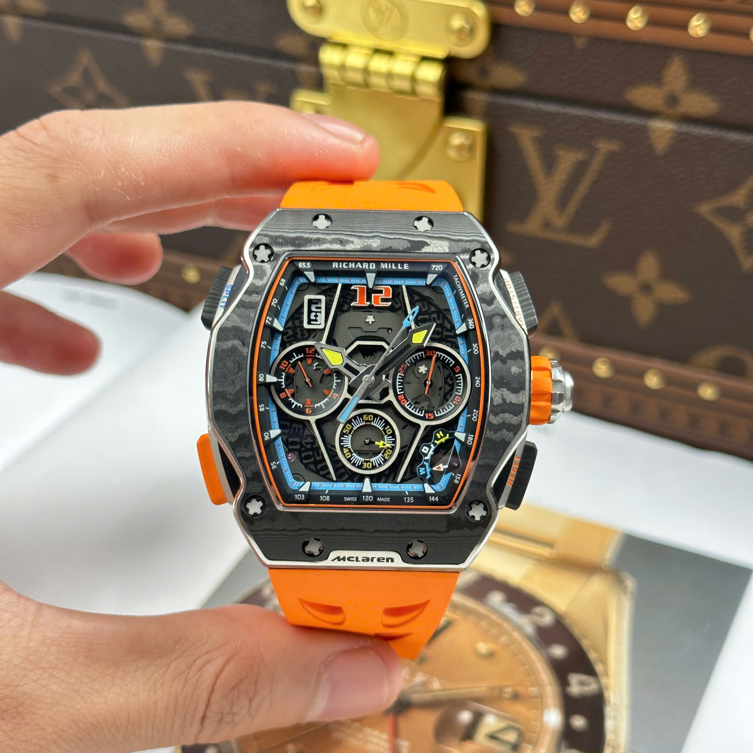 Đồng Hồ Richard Mille RM65-01 Mclaren Chronograph Vỏ Carbon Replica 1:1 44.5mm x 49.9mm