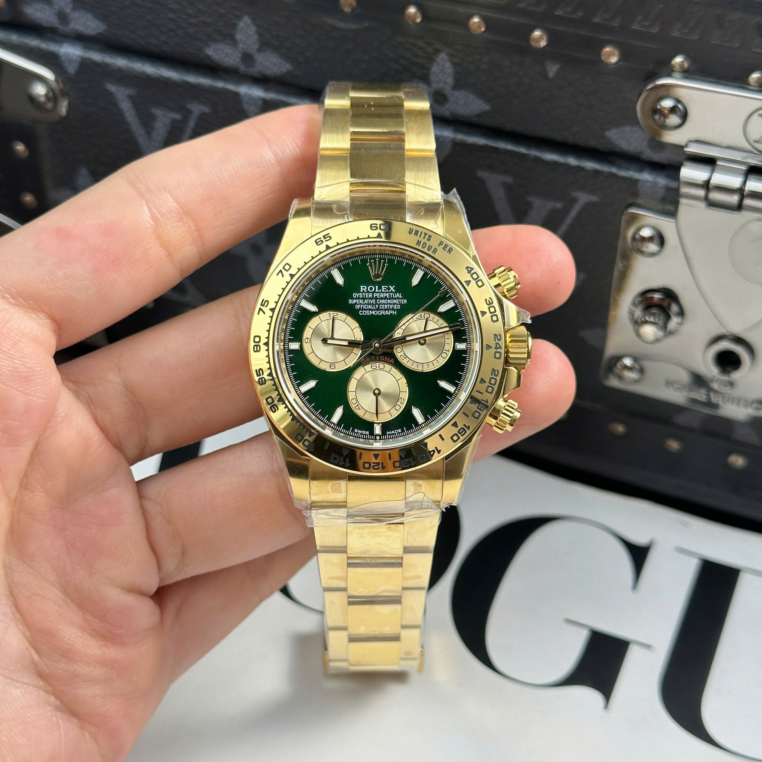 Đồng Hồ Rolex Cosmograph Daytona 126508 40mm Mặt Số Xanh Lá Replica 1:1 THB Factory
