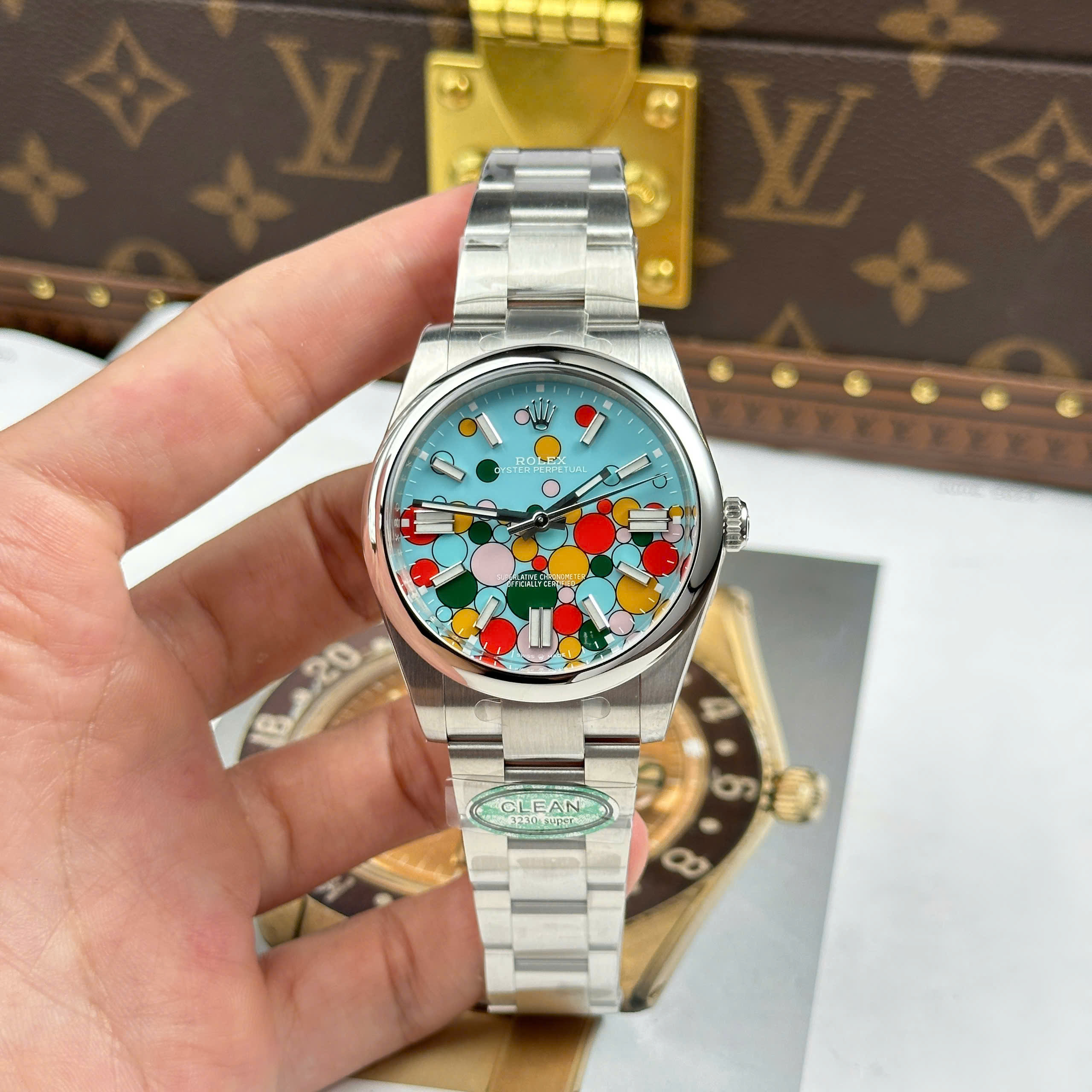 Đồng Hồ Rolex Oyster Perpetual 41mm 124300 Mặt Số Xanh Lam Hoạ Tiết Celebration Replica 1:1 Clean Factory