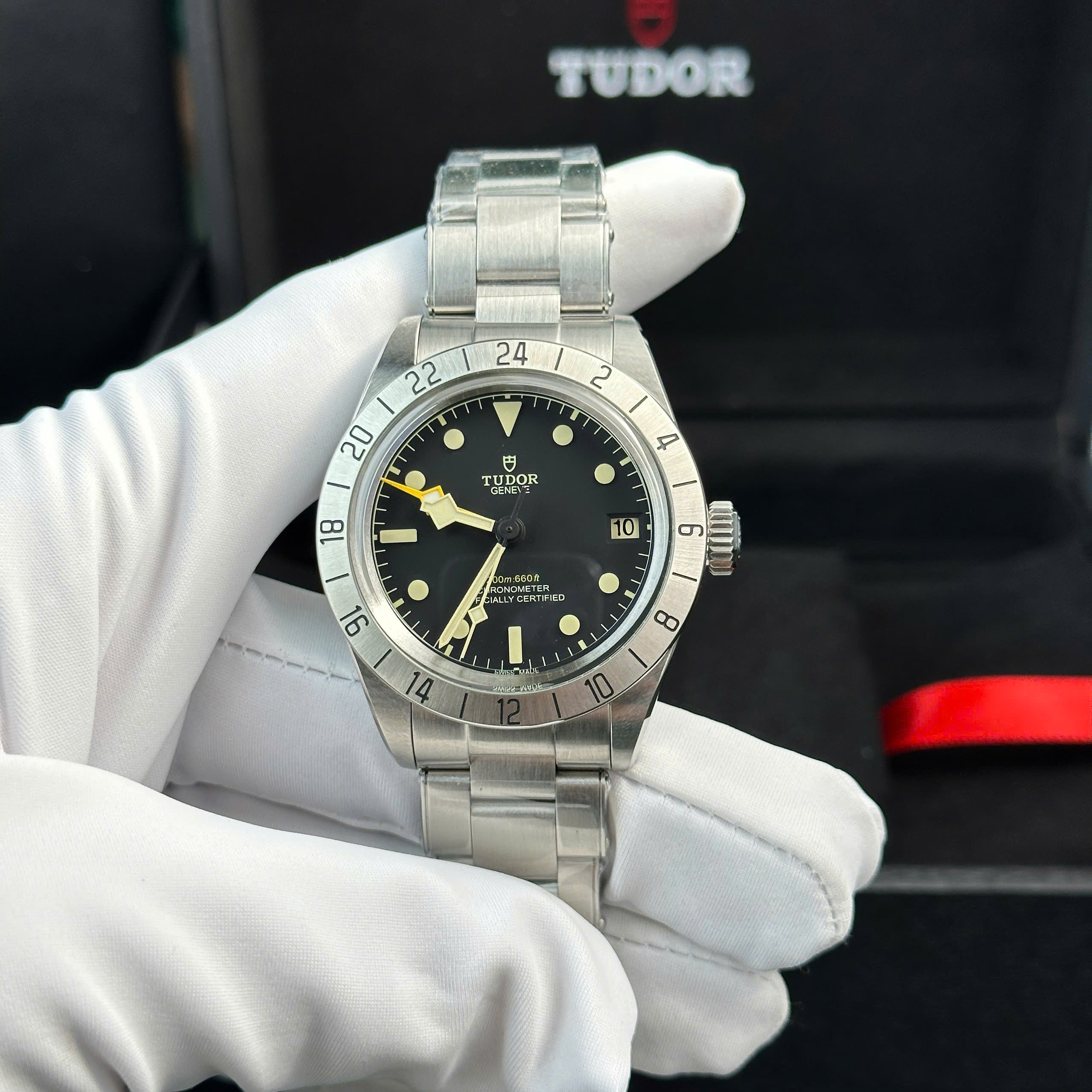 Đồng Hồ Tudor Black Bay Pro M79470 39mm Rep 1:1 Cao Cấp ZF Factory
