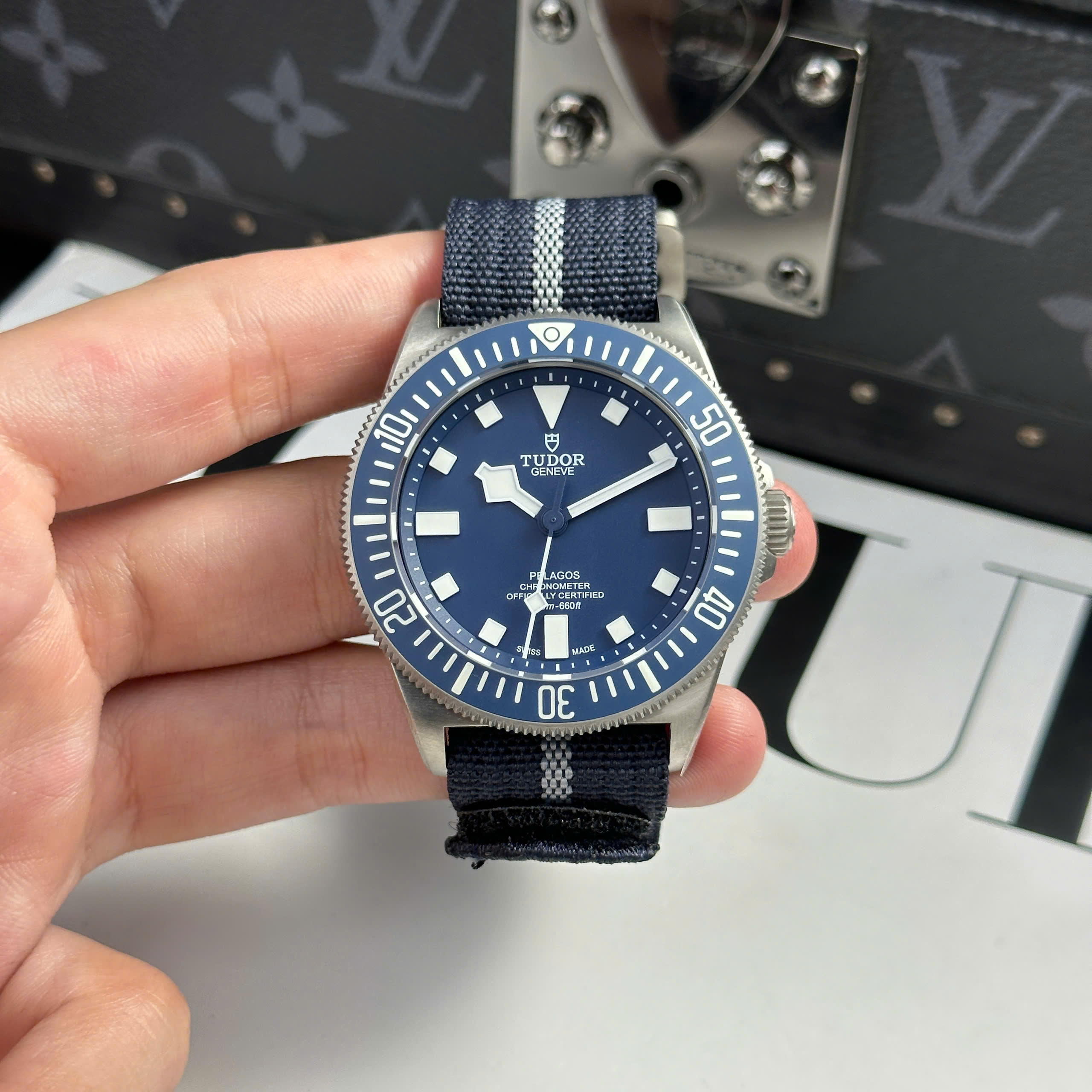 Đồng Hồ Tudor Pelagos M25707B Full Vỏ Titanium 42mm Rep 1:1 M+Factory
