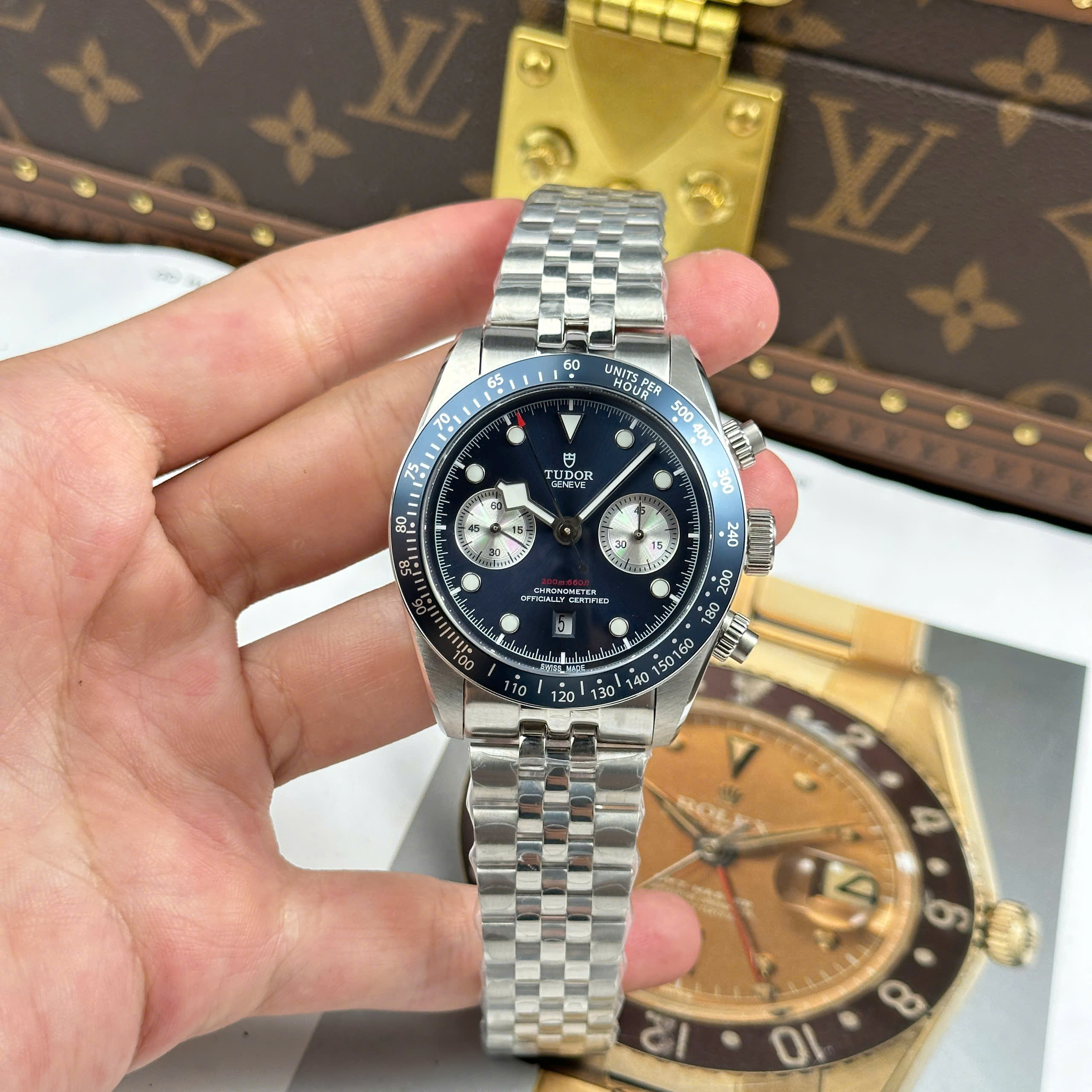 Đồng Hồ Turdo Black Bay Chronograph Replica 1:1 Mặt Xanh Blue TW Factory