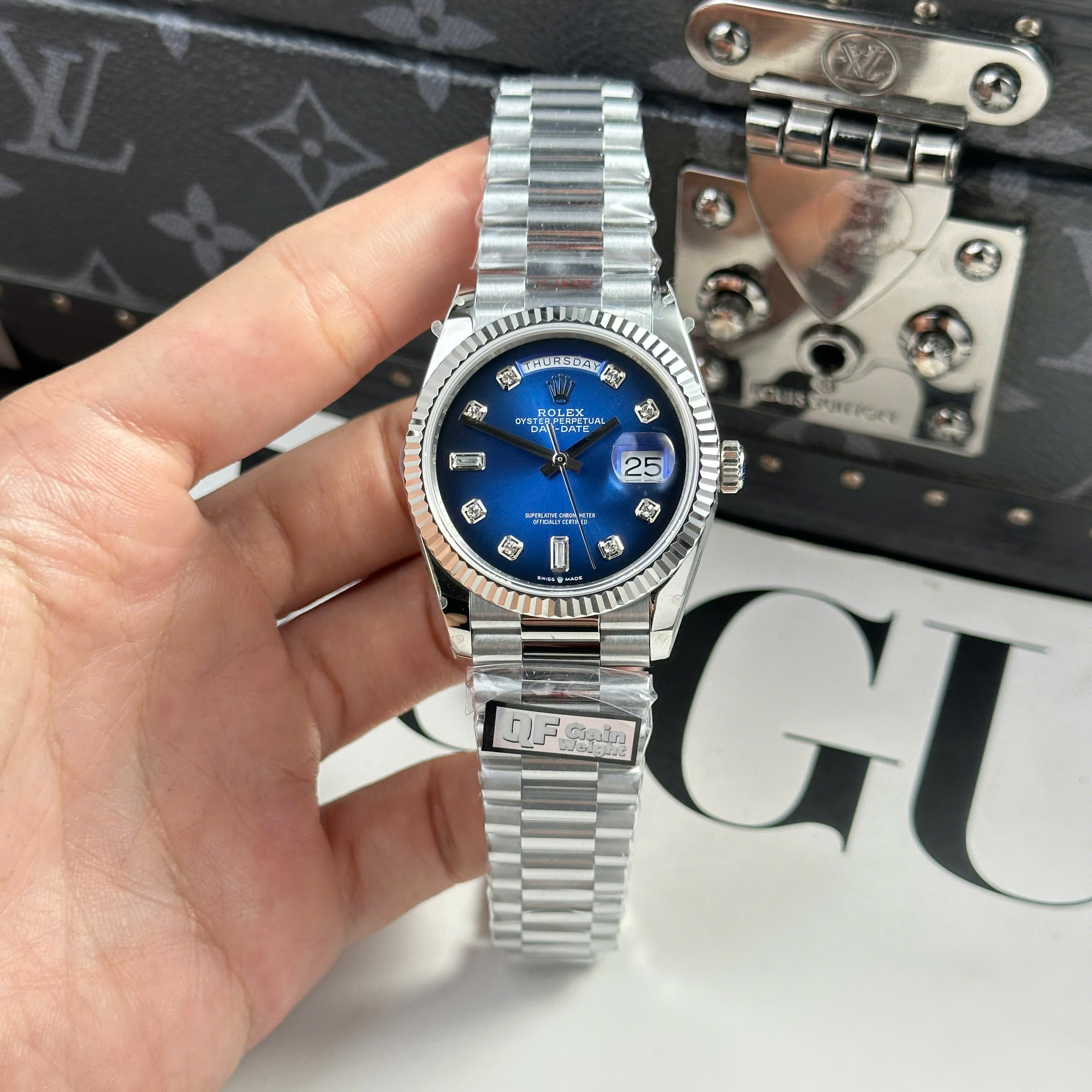 Rolex Day-Date 36mm 128239 Mặt Số Xanh Blue Vỏ Vonfram 160g Replica 1:1 QF Factory